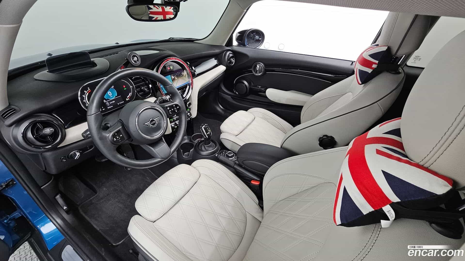 Cooper Mini 2024.5-INNER-007