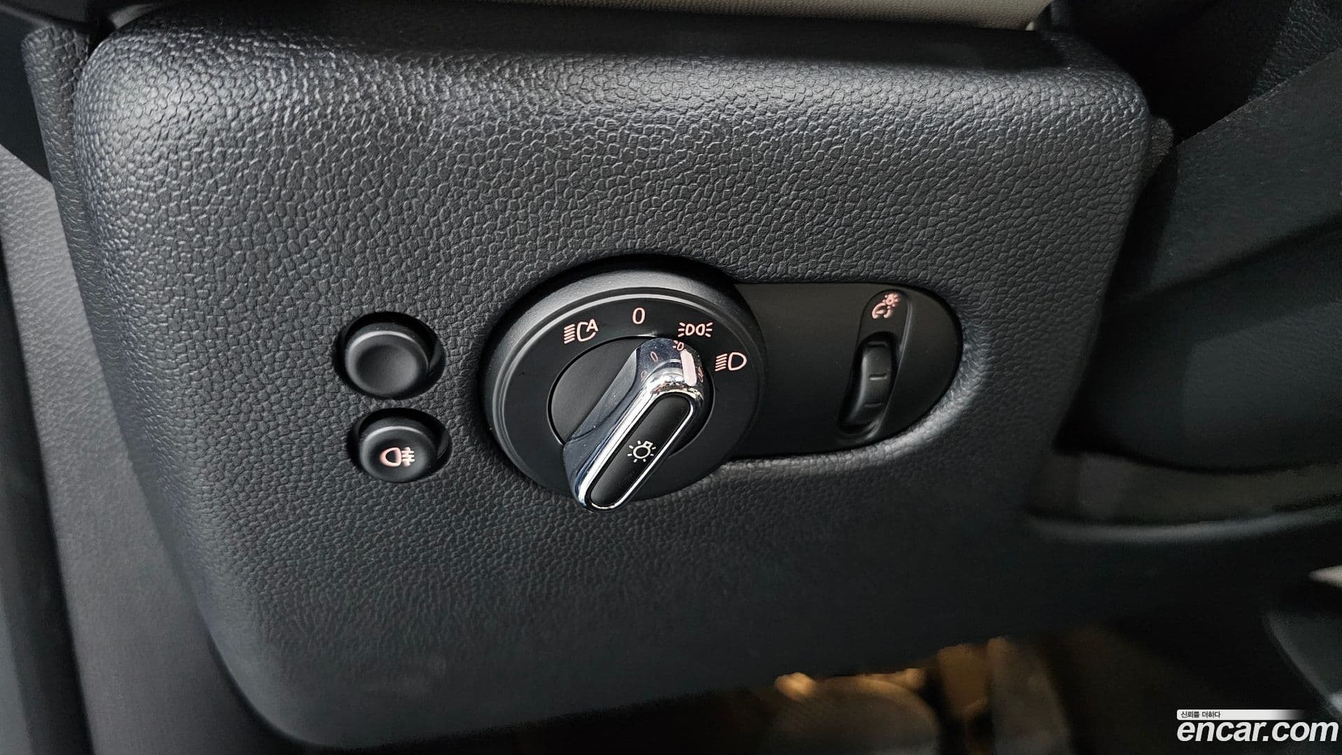 Main__Slider__Photo:Cooper Mini 2024.5-11