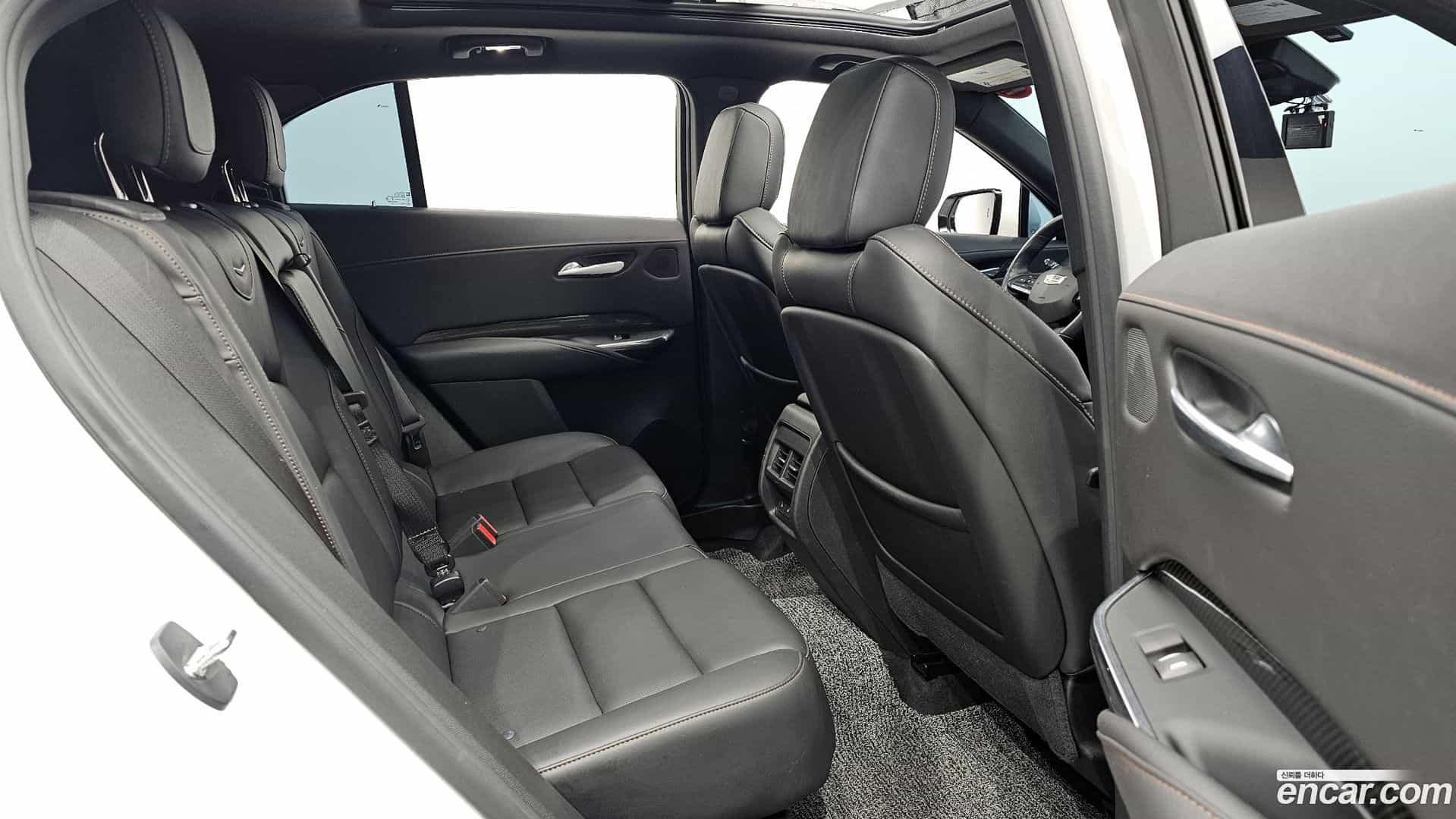 XT4 Cadillac 2022.11-OPTION-015