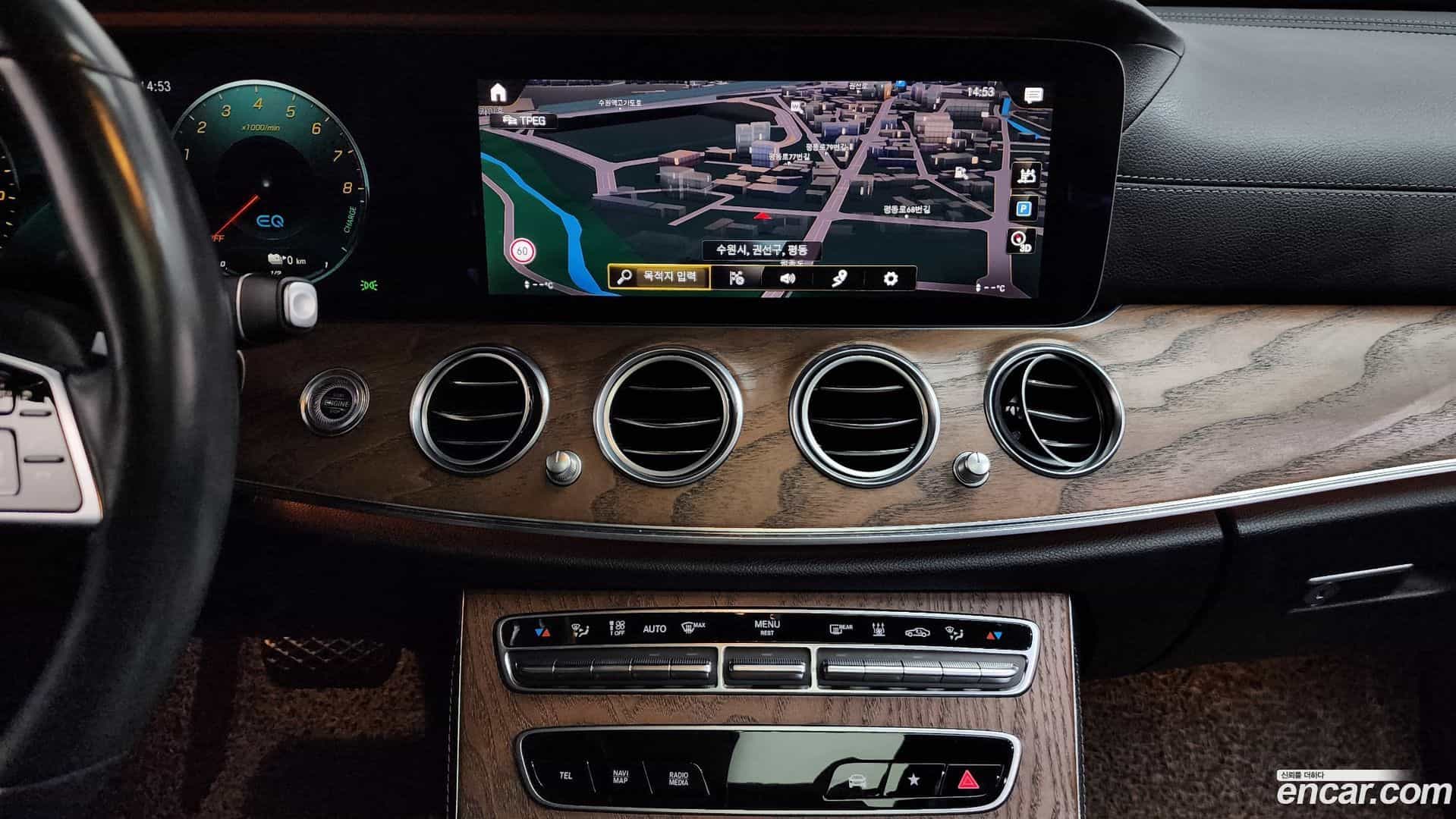 E-Class Mercedes-Benz 2021.2-OPTION-018