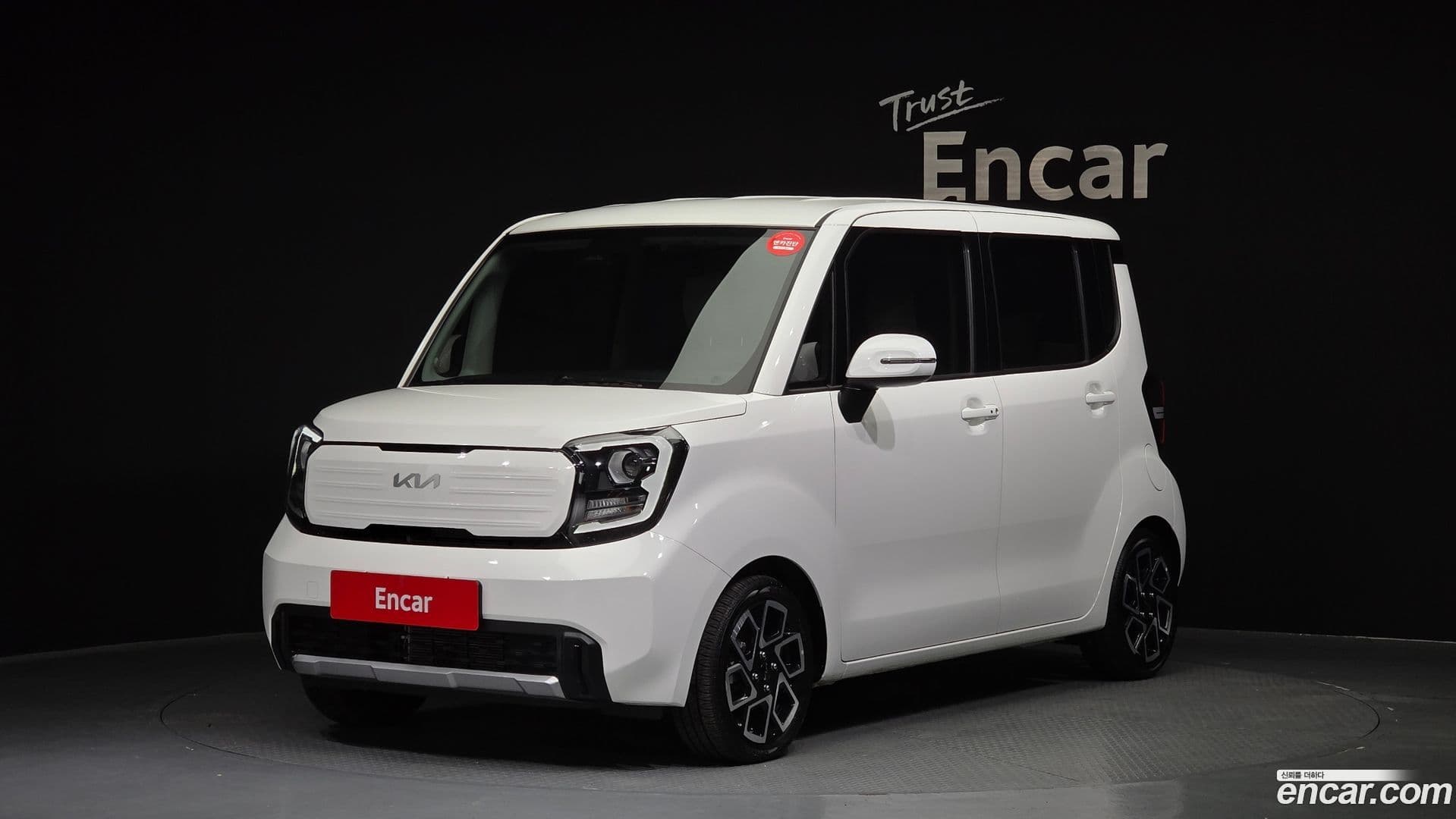 Main__Slider__Photo:RAY Kia 2025.1-0