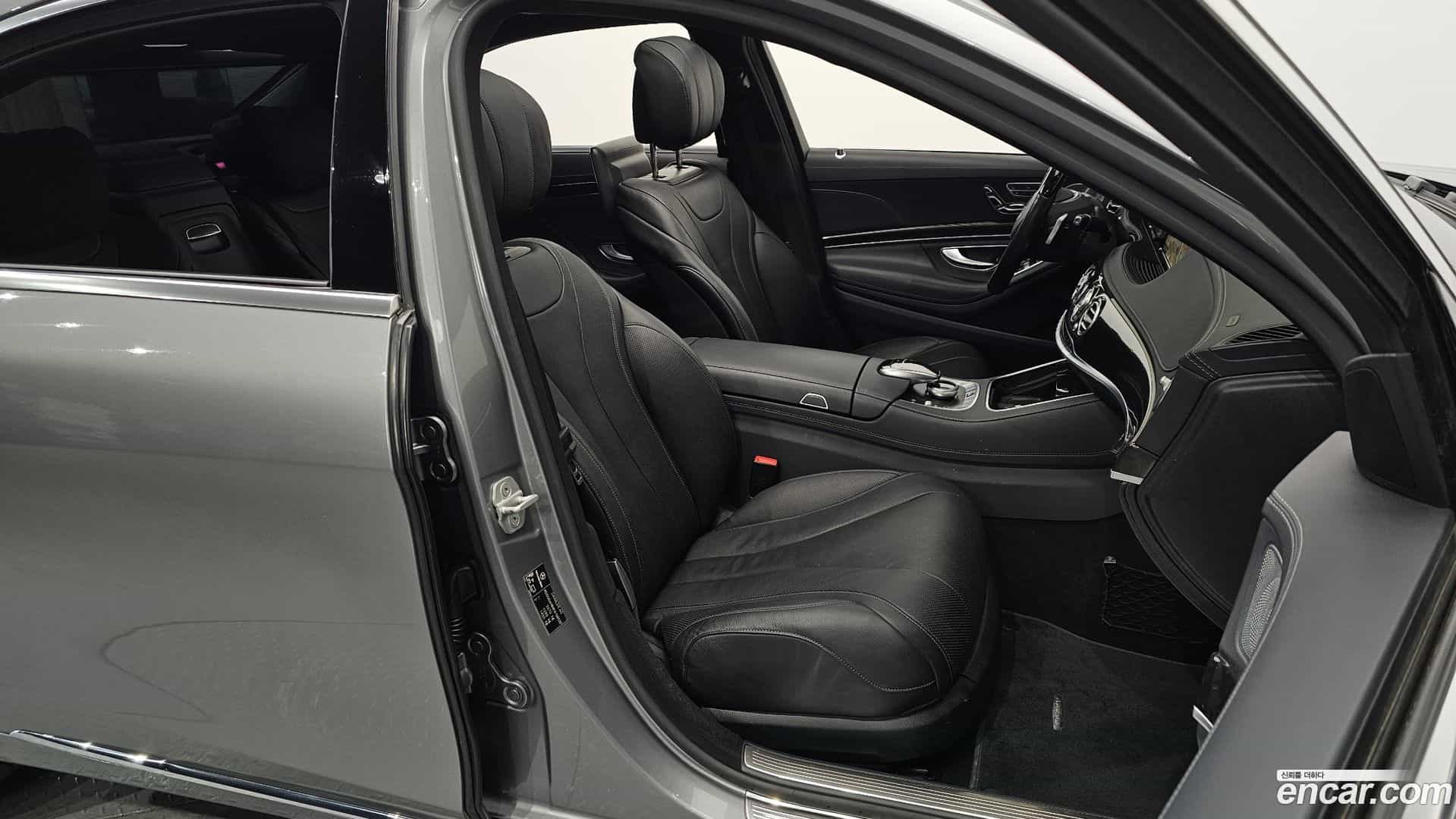 S-Class Mercedes-Benz 2015.2-INNER-010