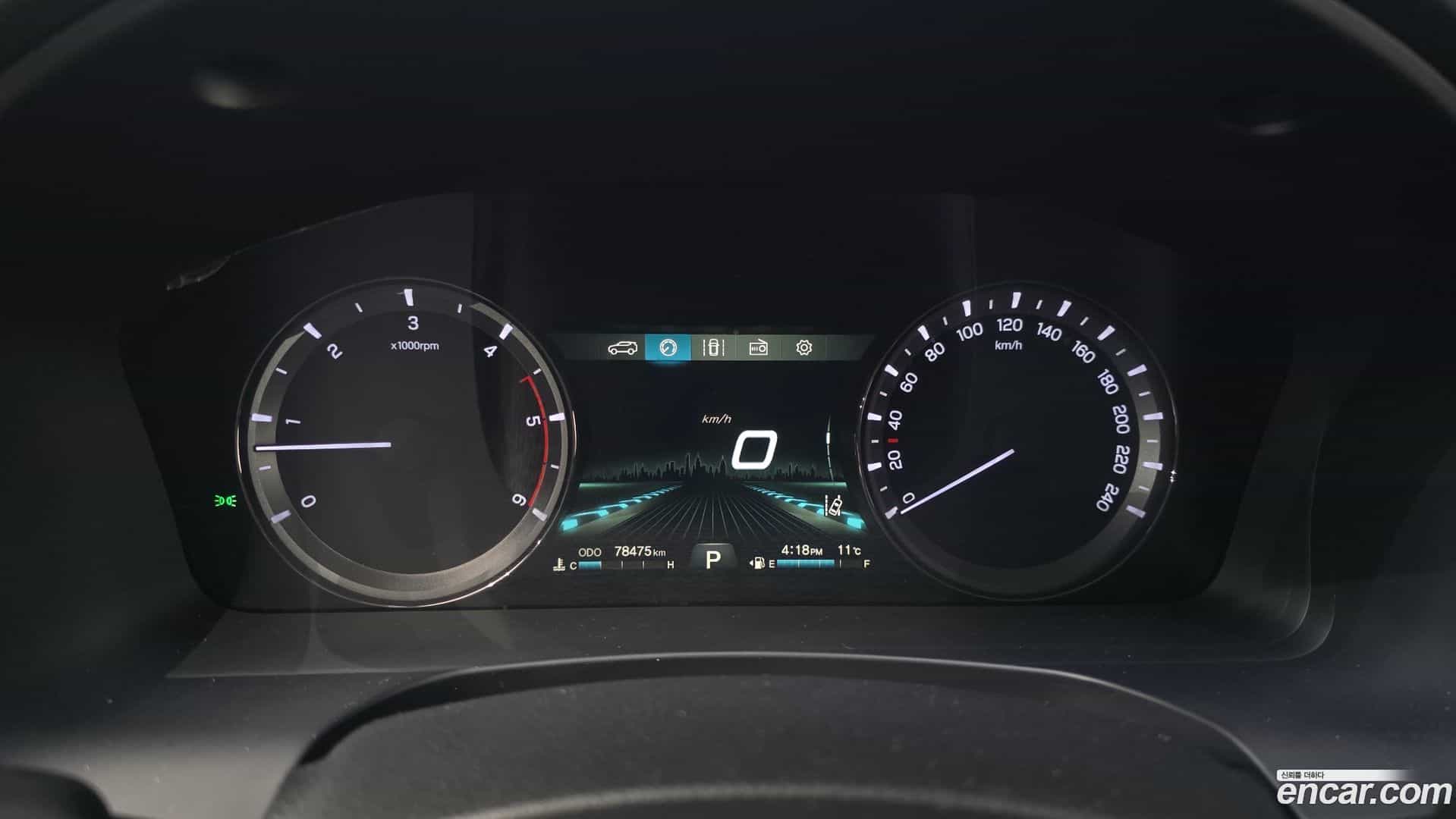 Rexton KG Mobility 2017.6-INNER-008