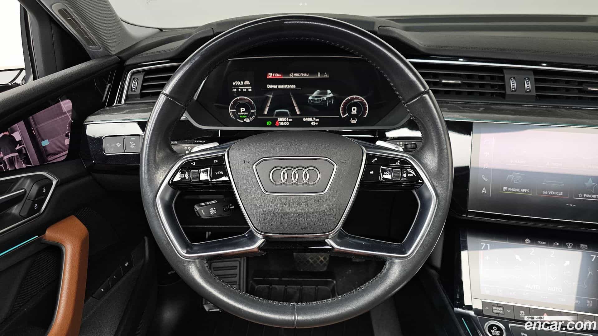 e-tron Audi 2021.8-OPTION-017