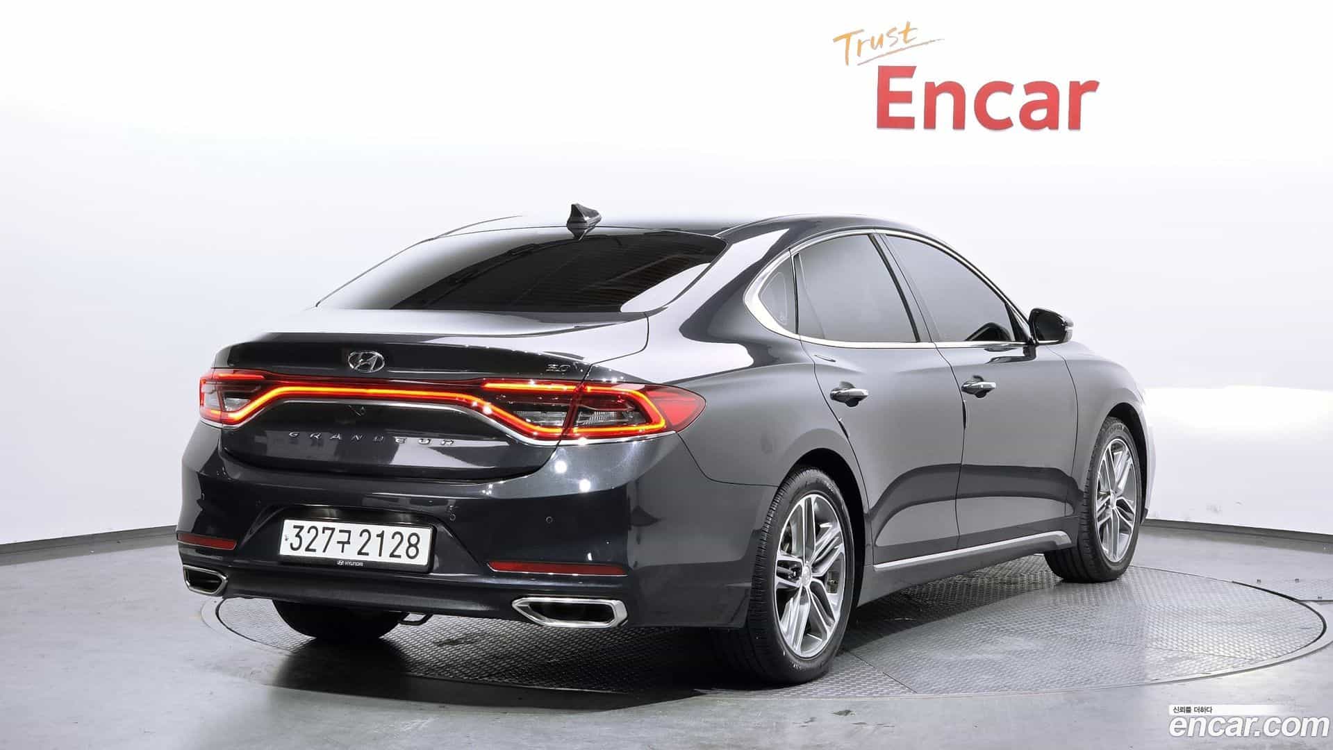 Grandeur Hyundai 2018.0-OUTER-002