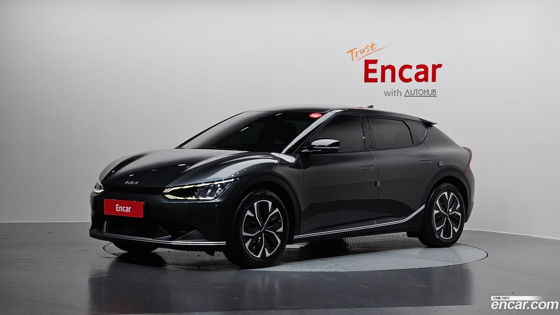 Main__Slider__Photo:EV6 Kia 2022.2-0