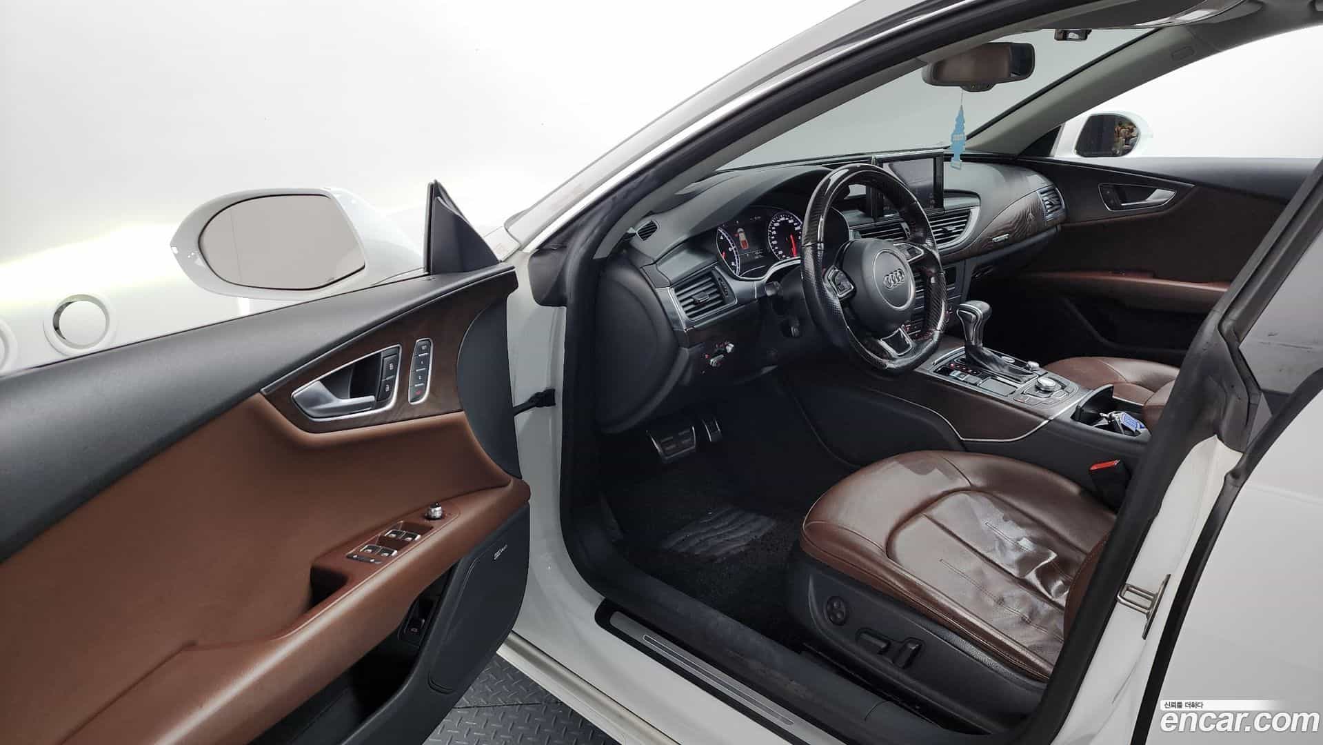 A7 Audi 2013.3-INNER-010