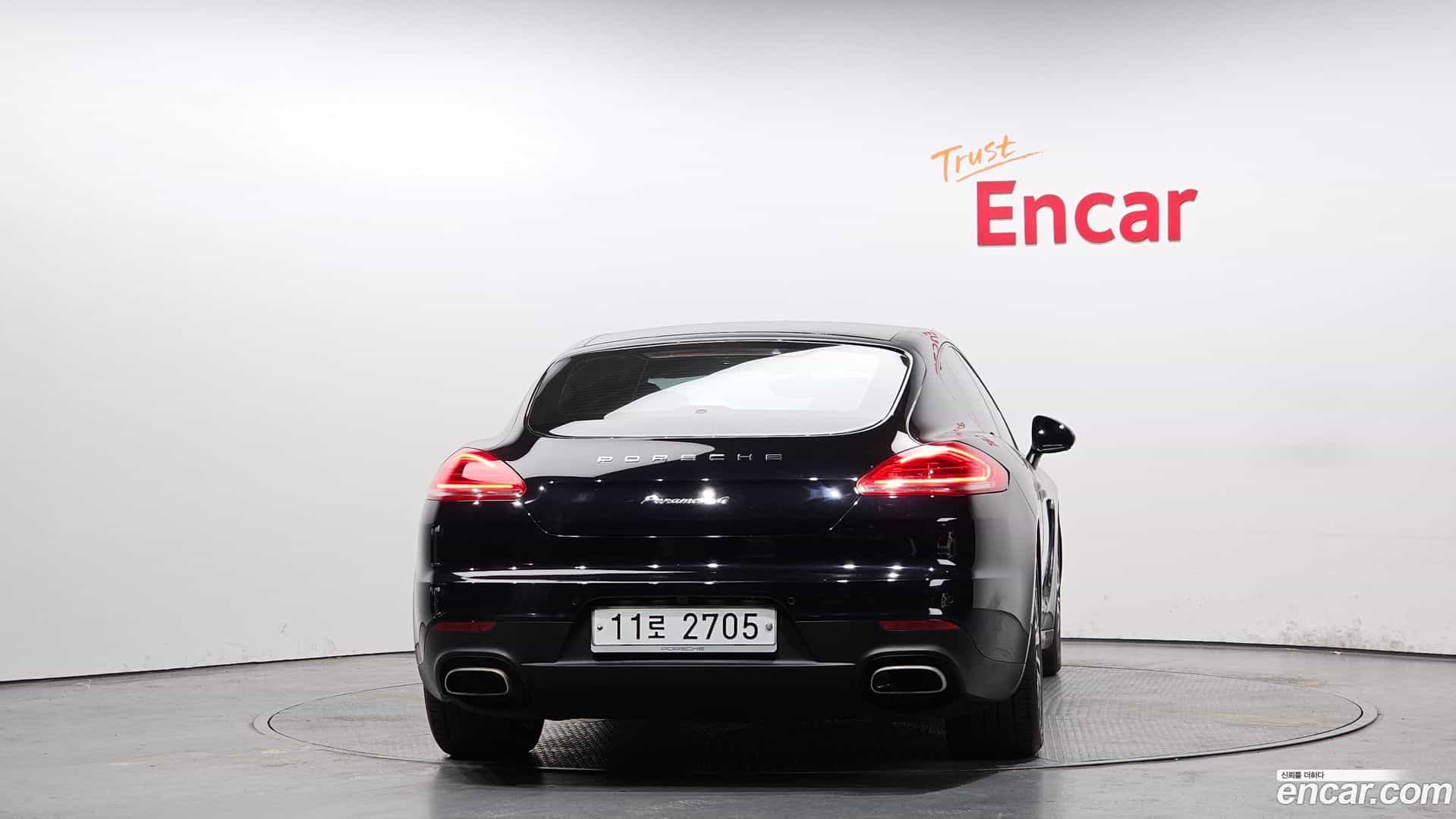Panamera Porsche 2015.4-OUTER-004