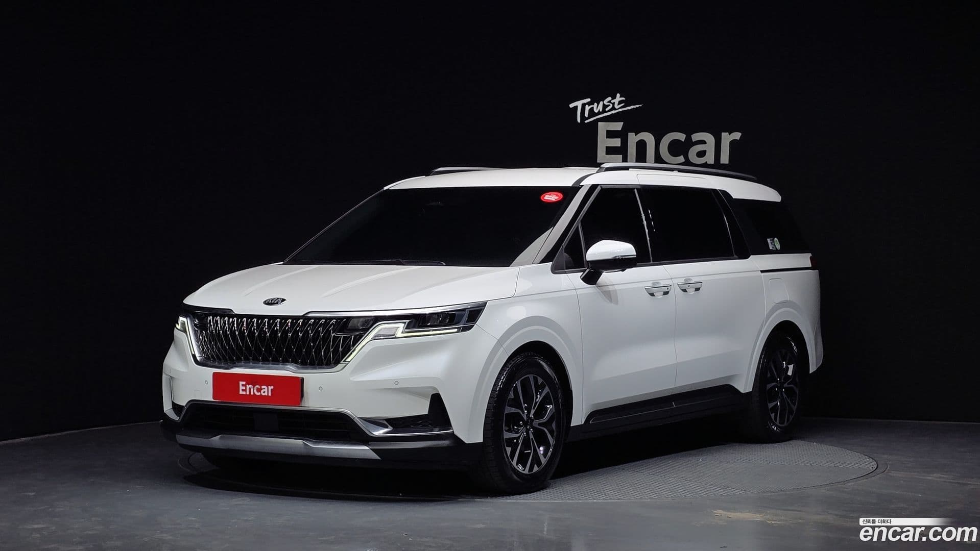 Main__Slider__Photo:Canival Kia 2021.2-0