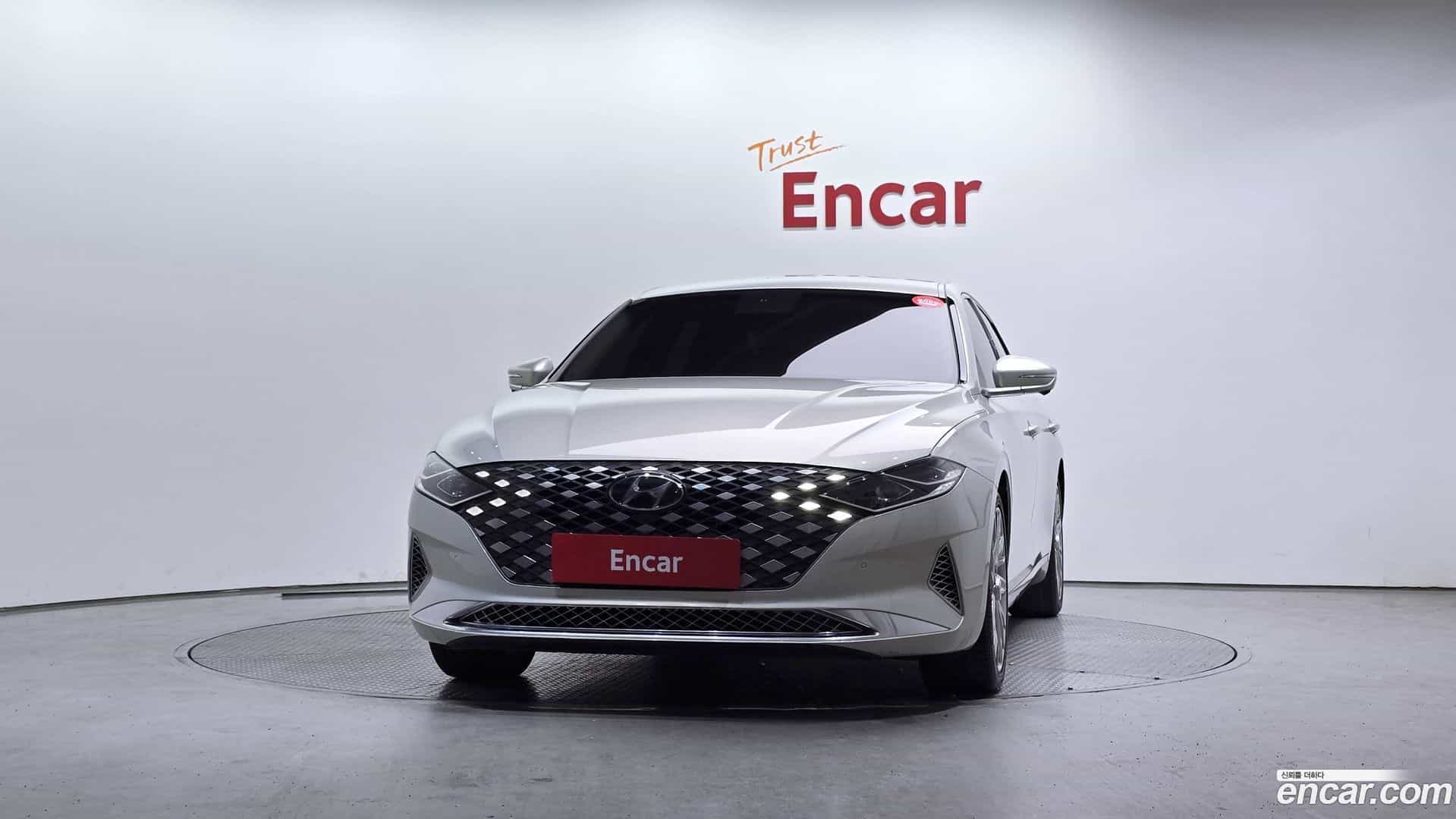 Grandeur Hyundai 2020.6-OUTER-003