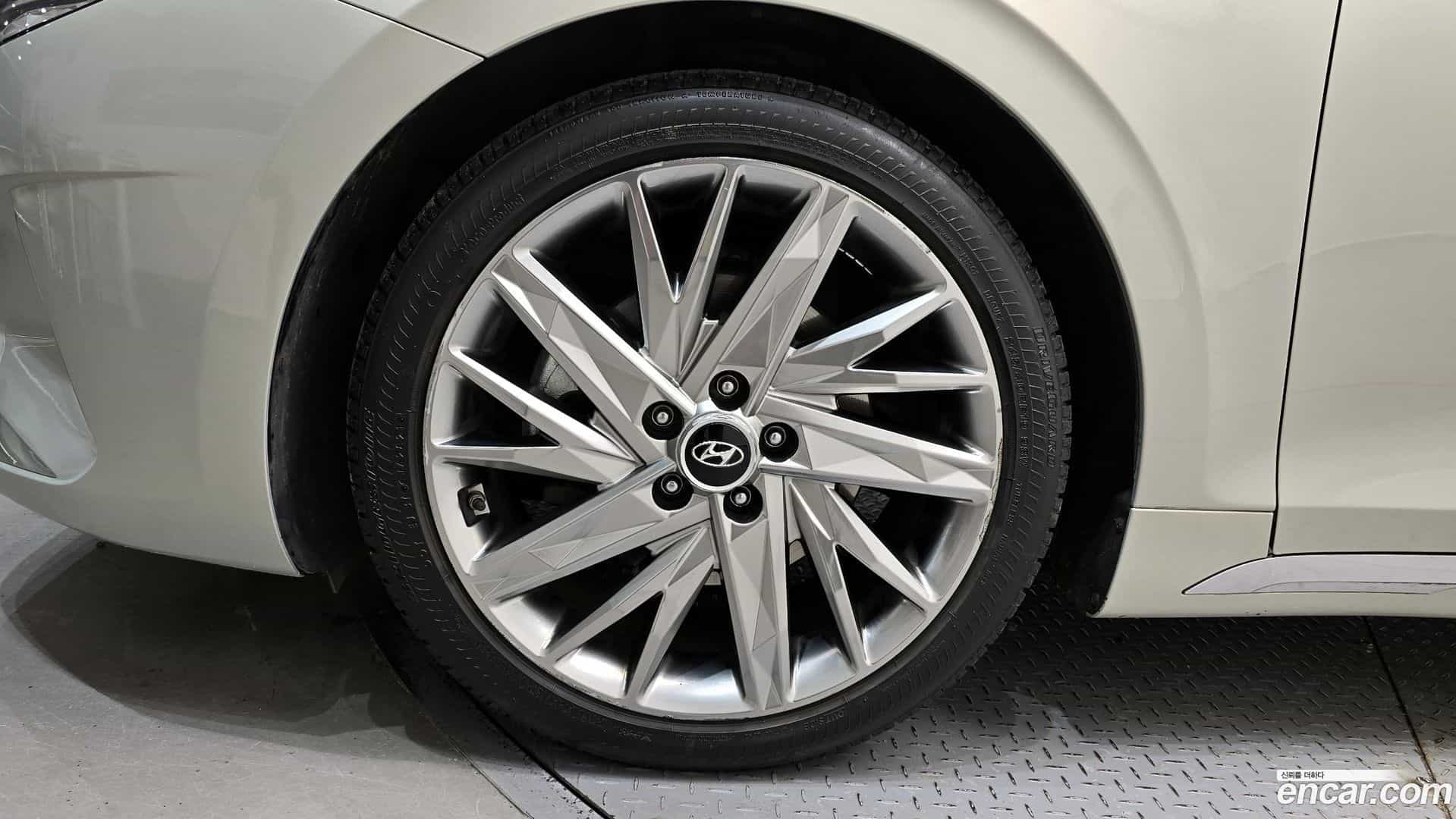 Grandeur Hyundai 2020.6-OUTER-005