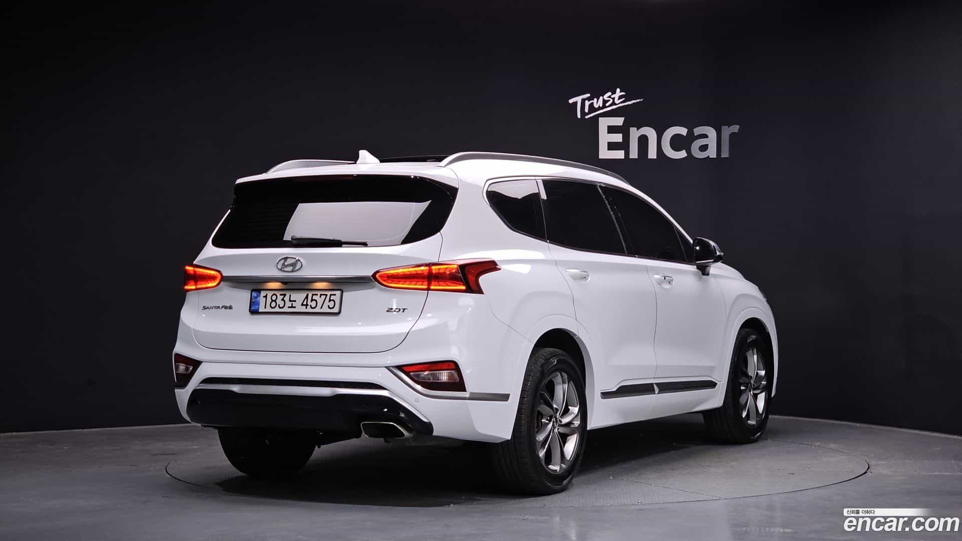 Santafe Hyundai 2018.7-OUTER-002