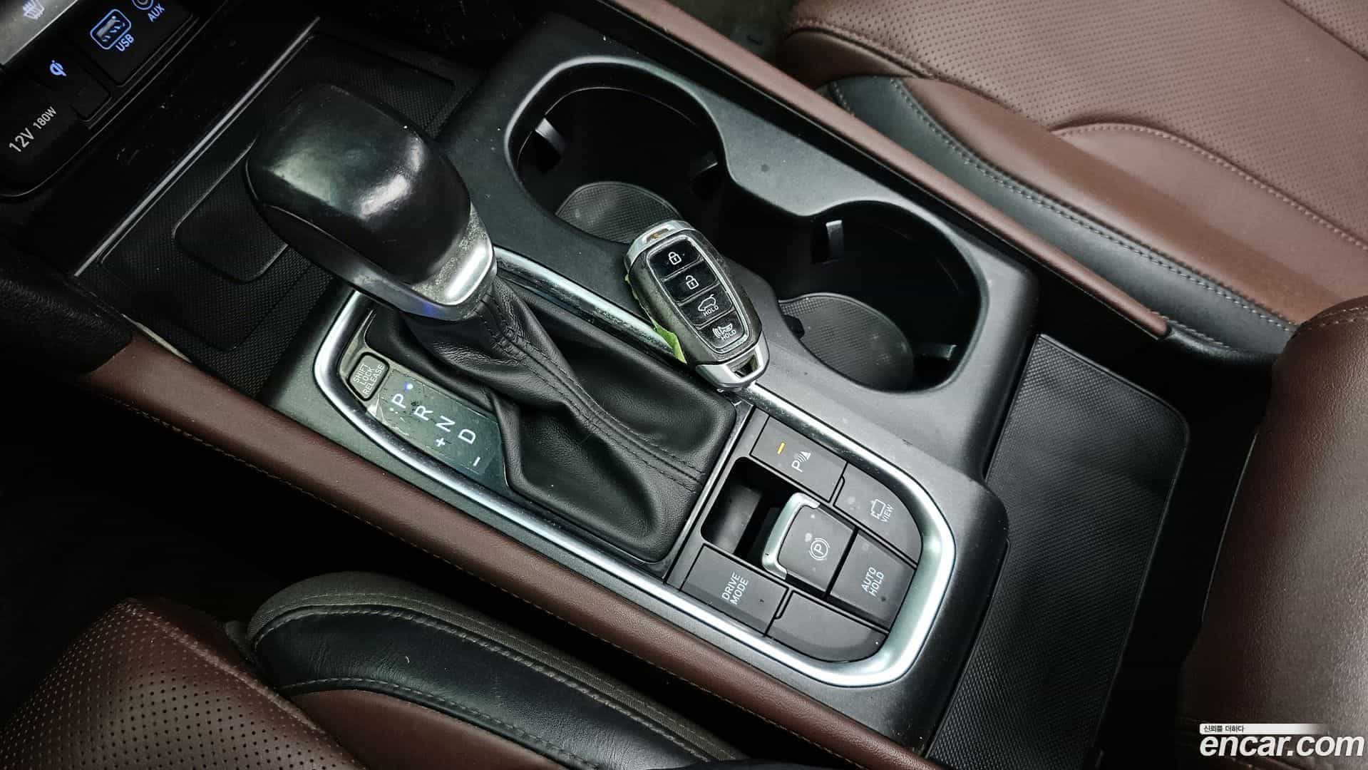 Santafe Hyundai 2018.7-INNER-009