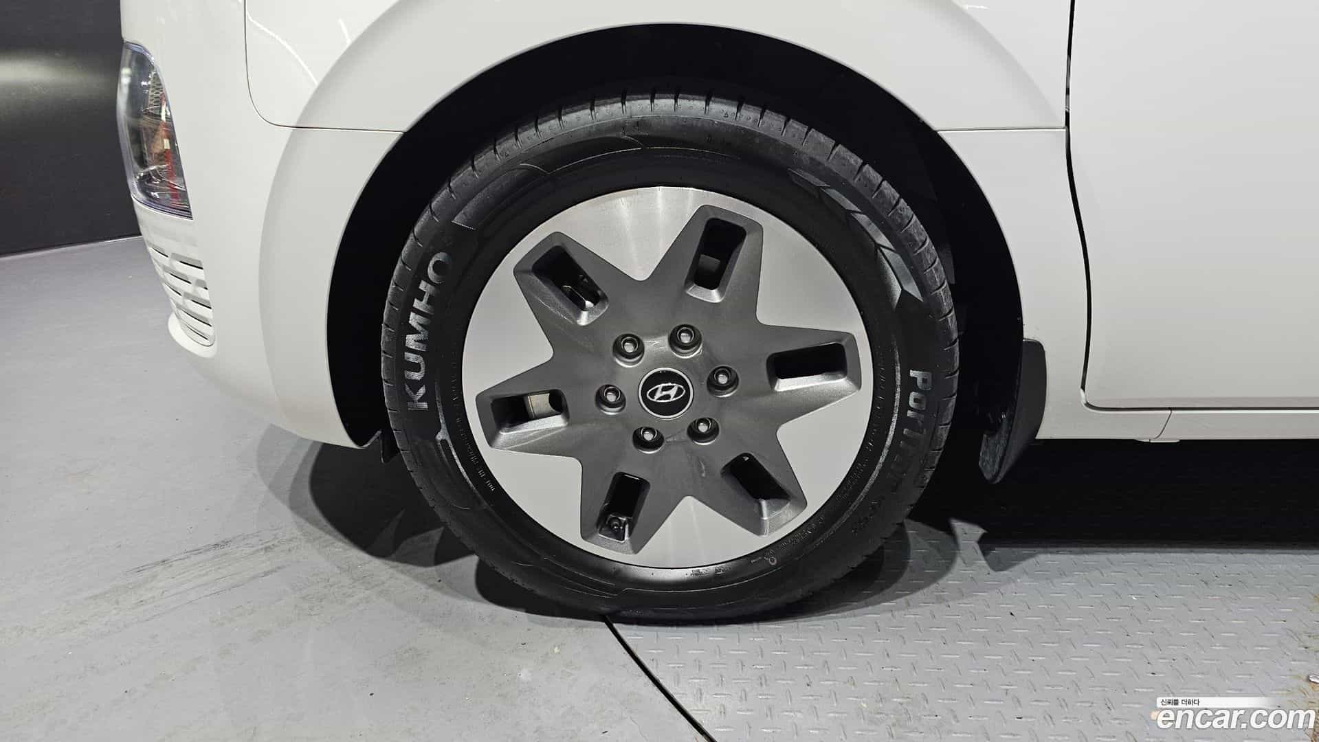Staria Hyundai 2024.1-OUTER-005