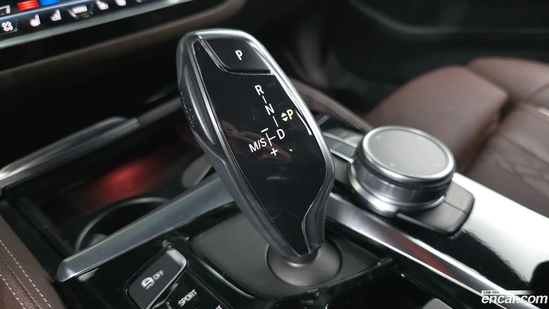 5-Series BMW 2019.3-INNER-009