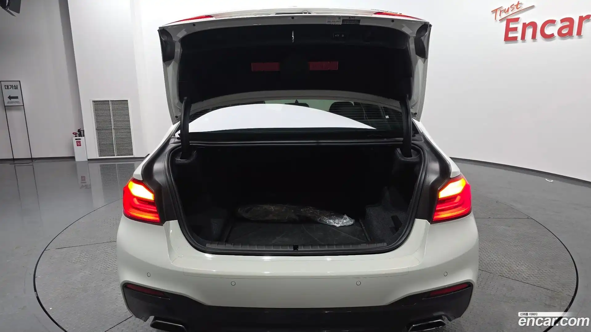 5-Series BMW 2019.3-OPTION-024