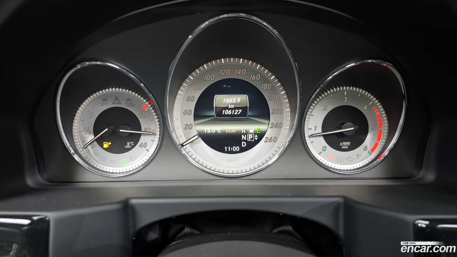 GLK-Class Mercedes-Benz 2013.3-INNER-008