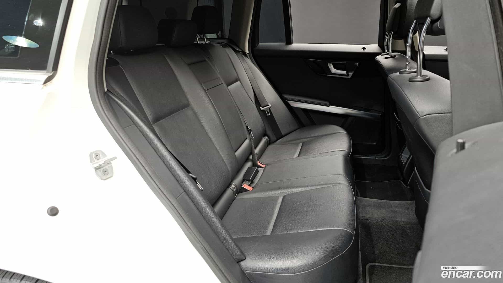GLK-Class Mercedes-Benz 2013.3-OPTION-016