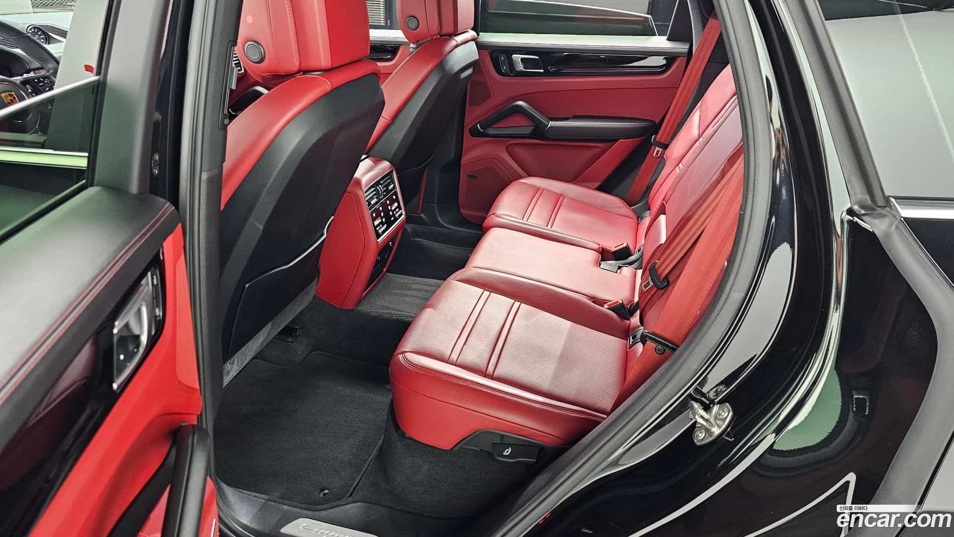 Cayenne Porsche 2023.1-OPTION-017