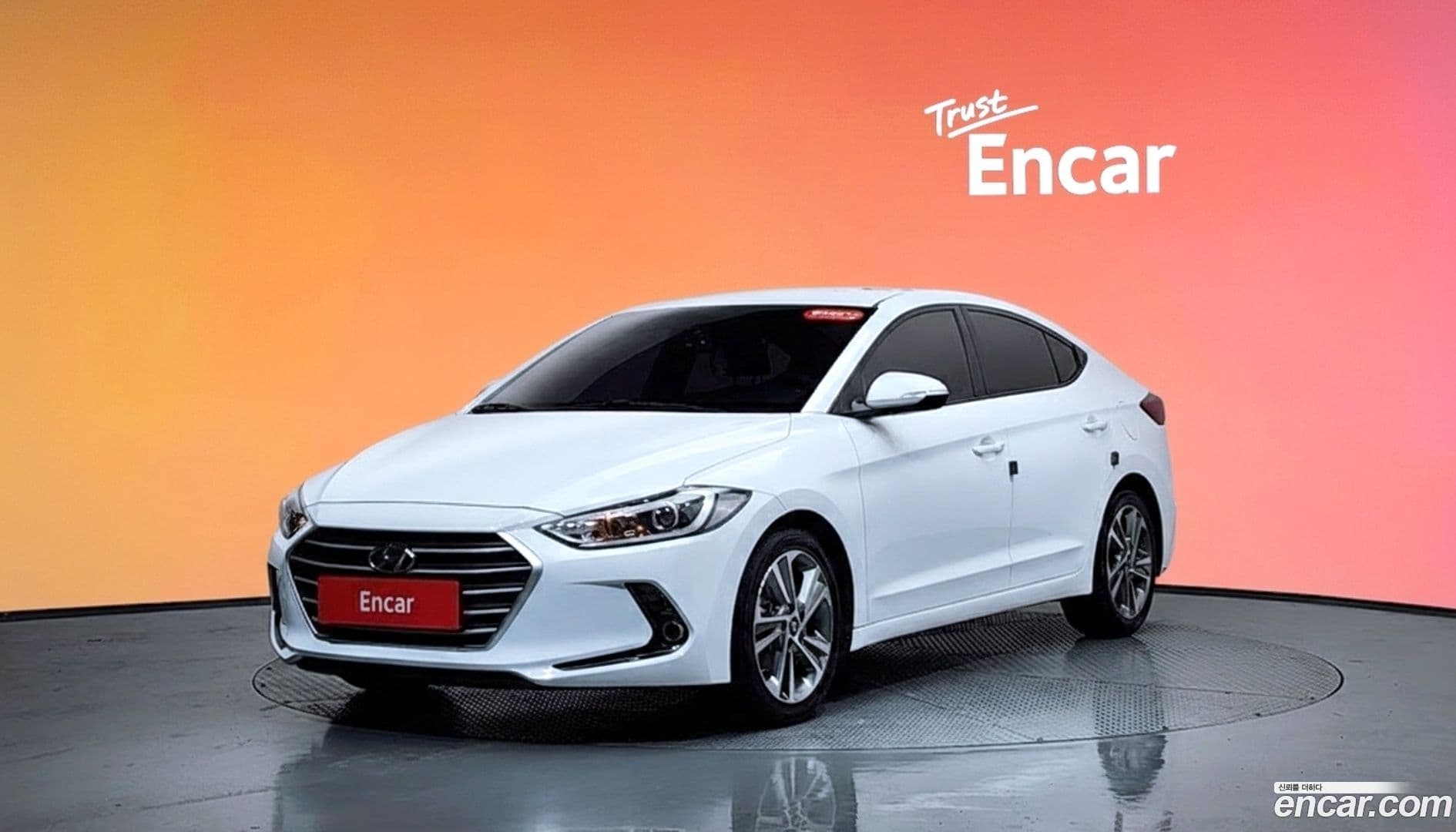 Main__Slider__Photo:AVANTE Hyundai 2018.4-0