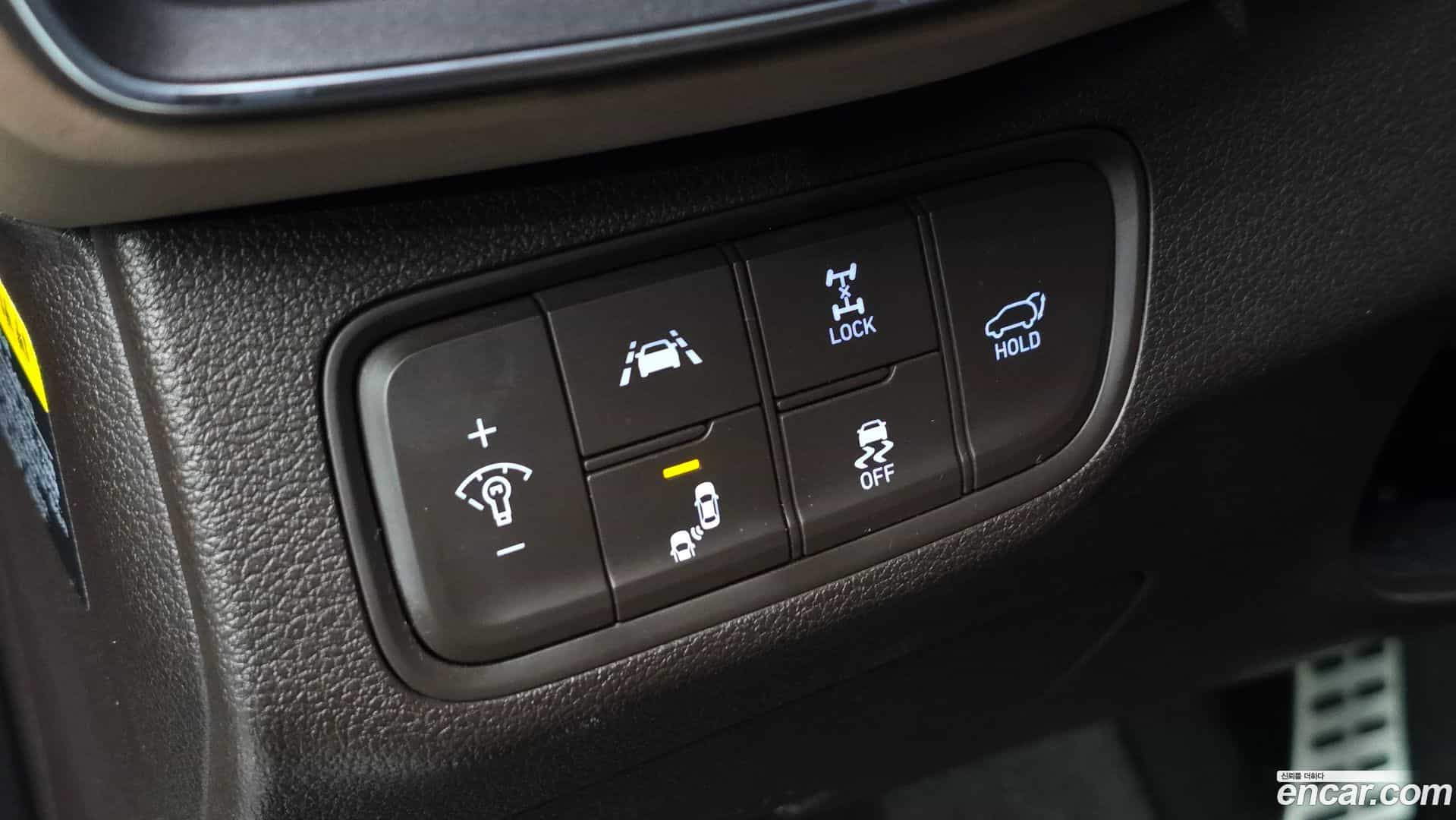 Santafe Hyundai 2018.2-OPTION-018