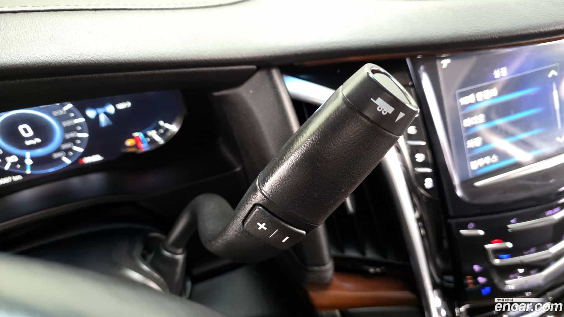 Escalade Cadillac 2018.7-INNER-009