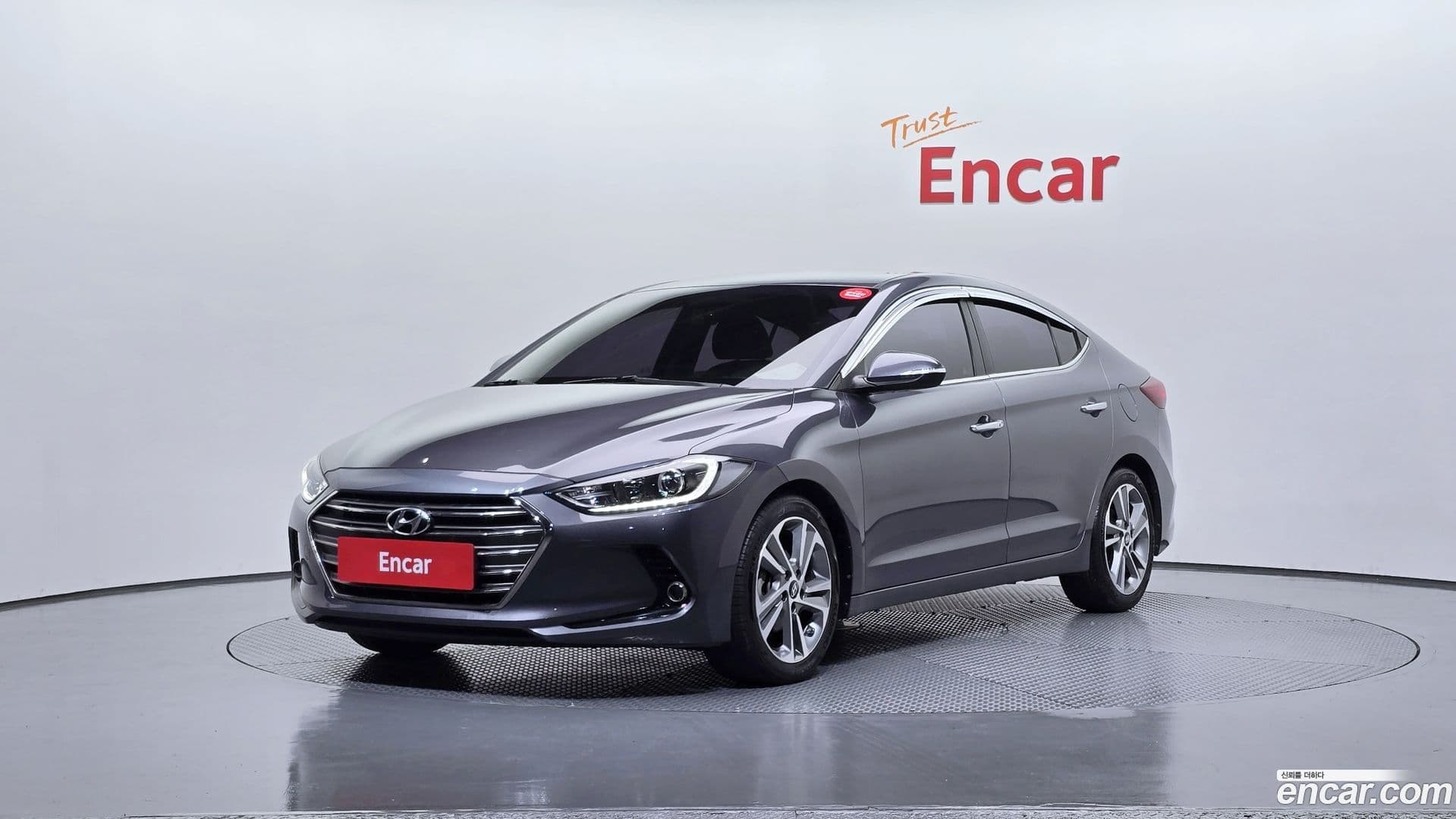 Main__Slider__Photo:AVANTE Hyundai 2016.8-0