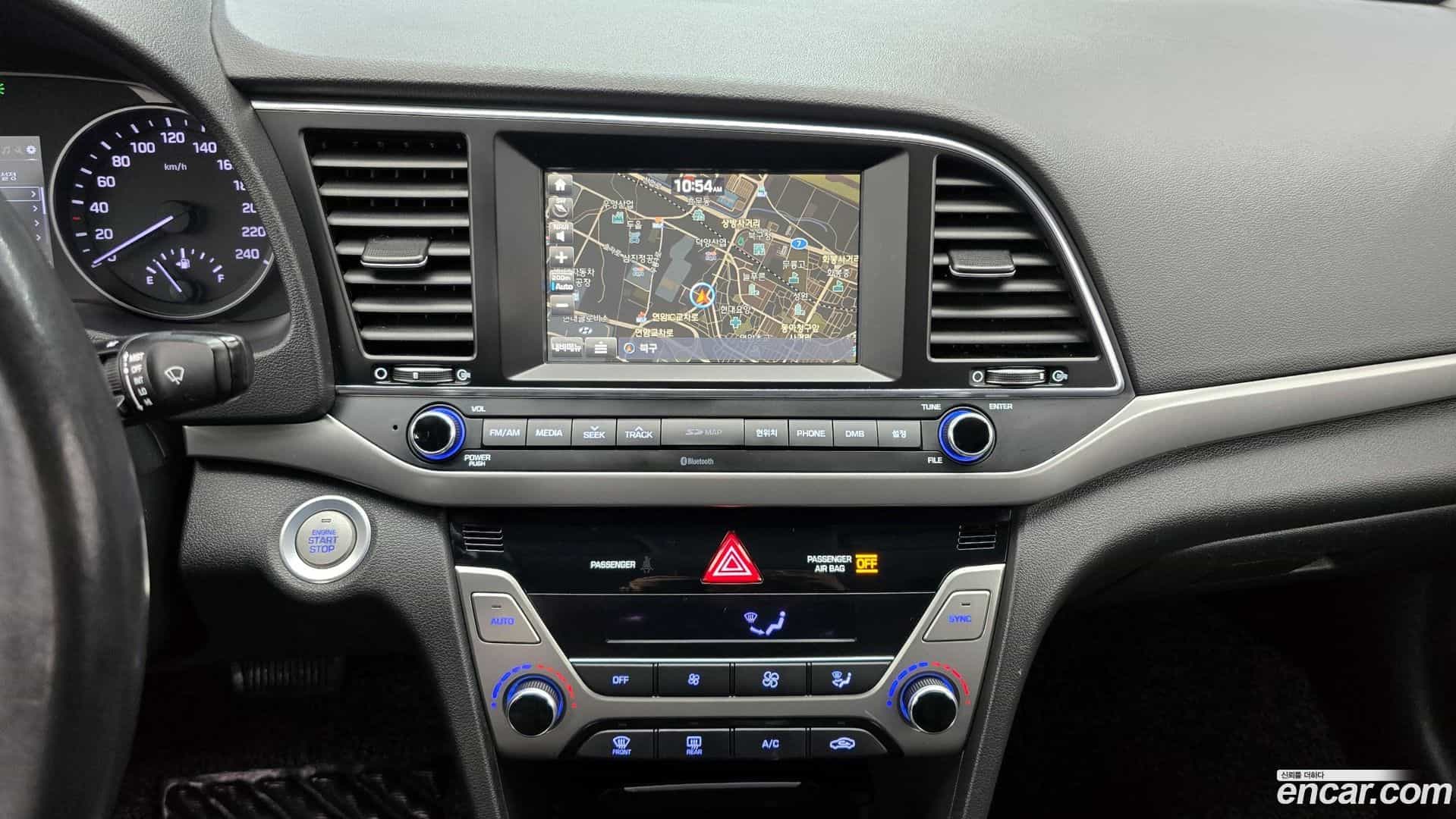 AVANTE Hyundai 2016.8-OPTION-020