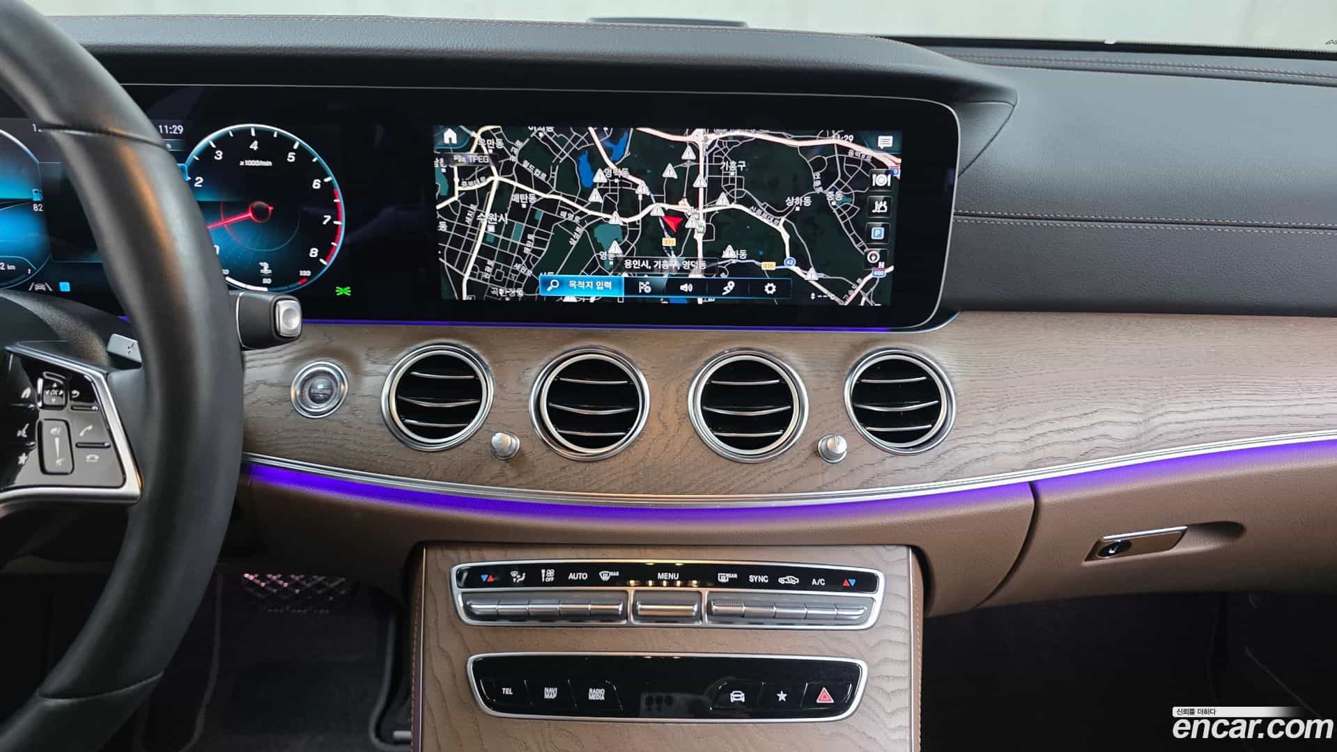 E-Class Mercedes-Benz 2023.10-OPTION-018