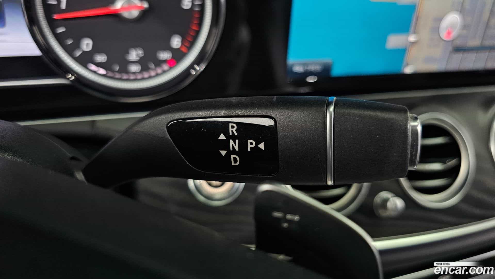 E-Class Mercedes-Benz 2018.3-INNER-009