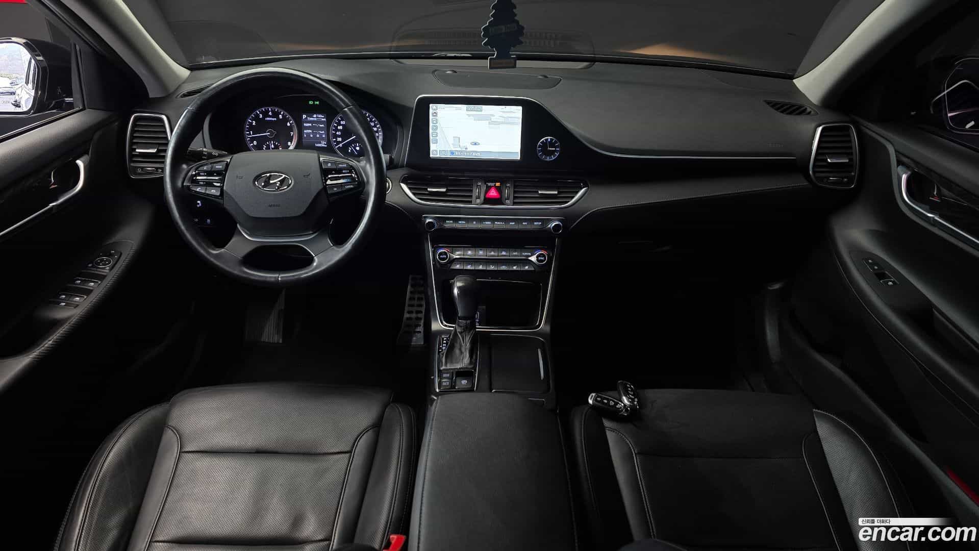 Grandeur Hyundai 2016.11-INNER-007