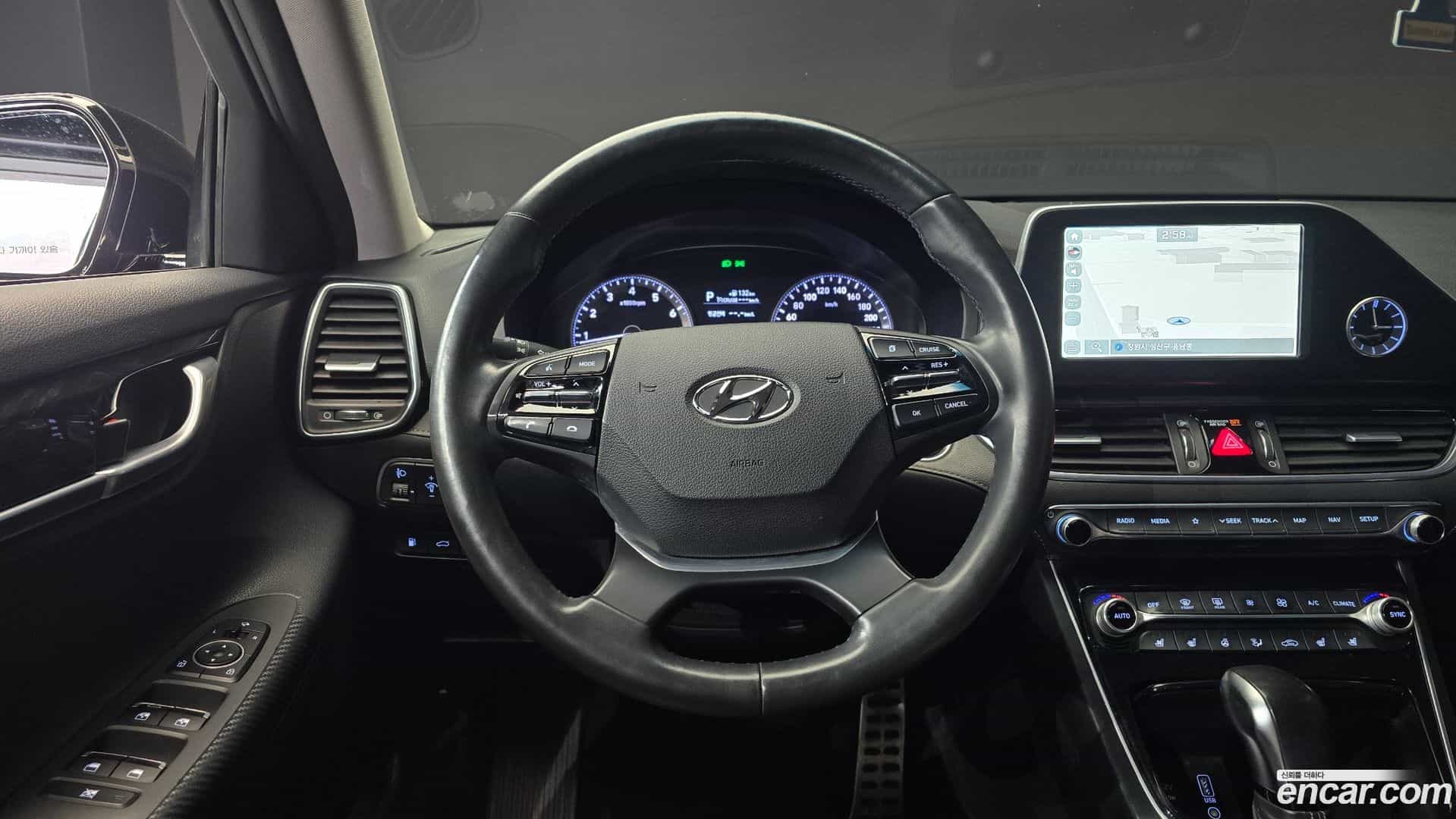 Grandeur Hyundai 2016.11-OPTION-017