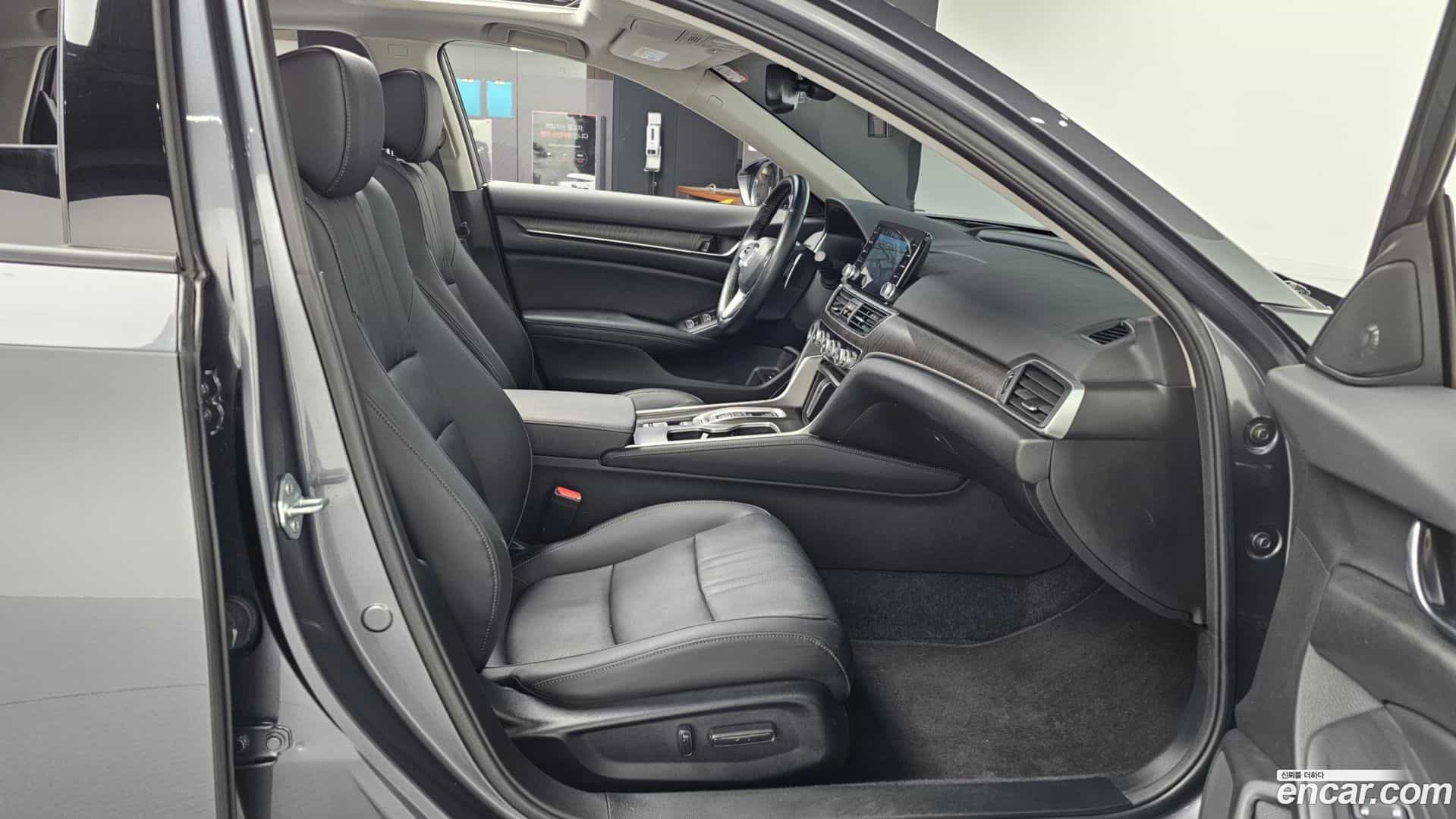 Accord Honda 2022.8-OPTION-015