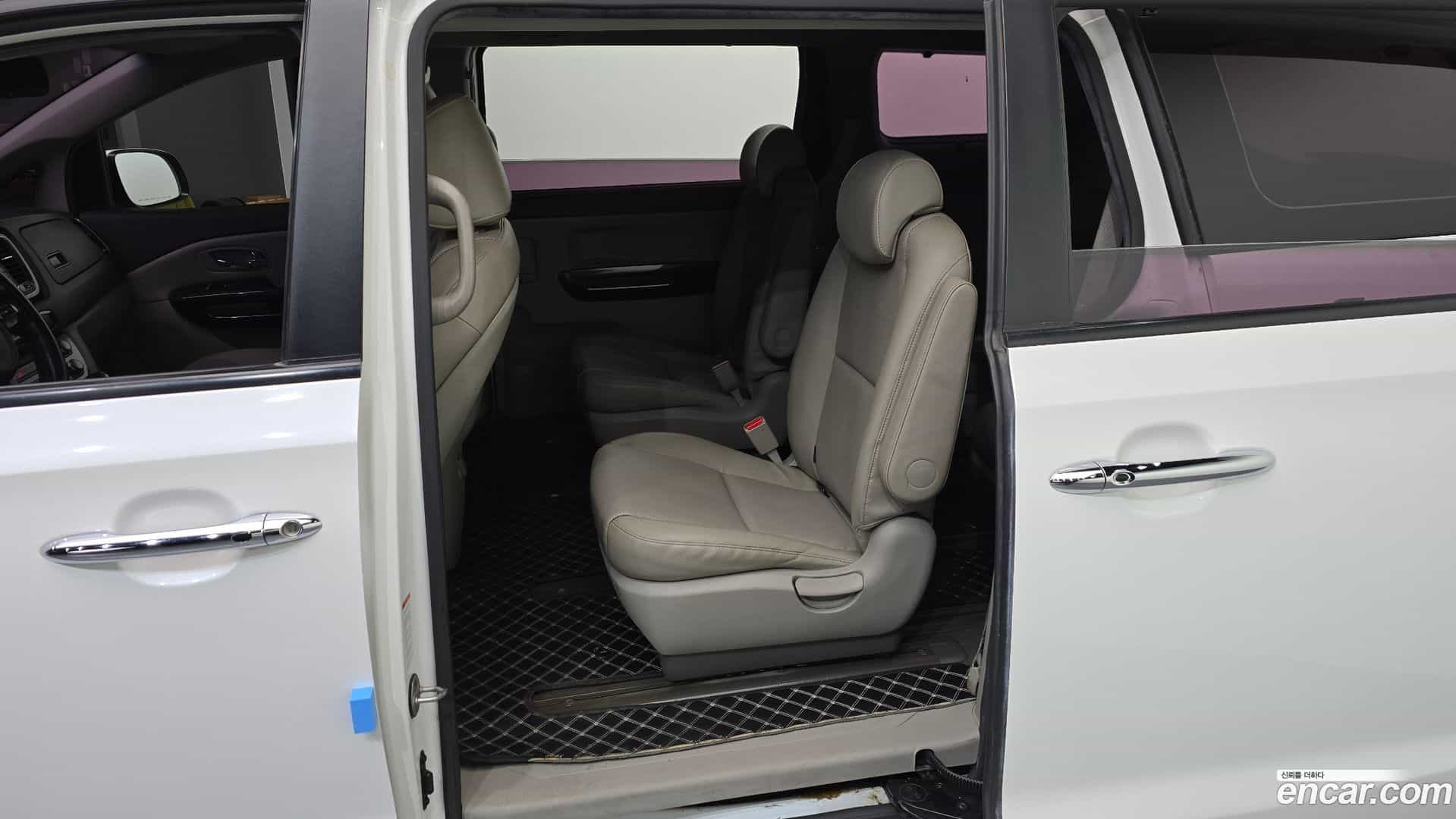 Canival Kia 2016.1-OPTION-015