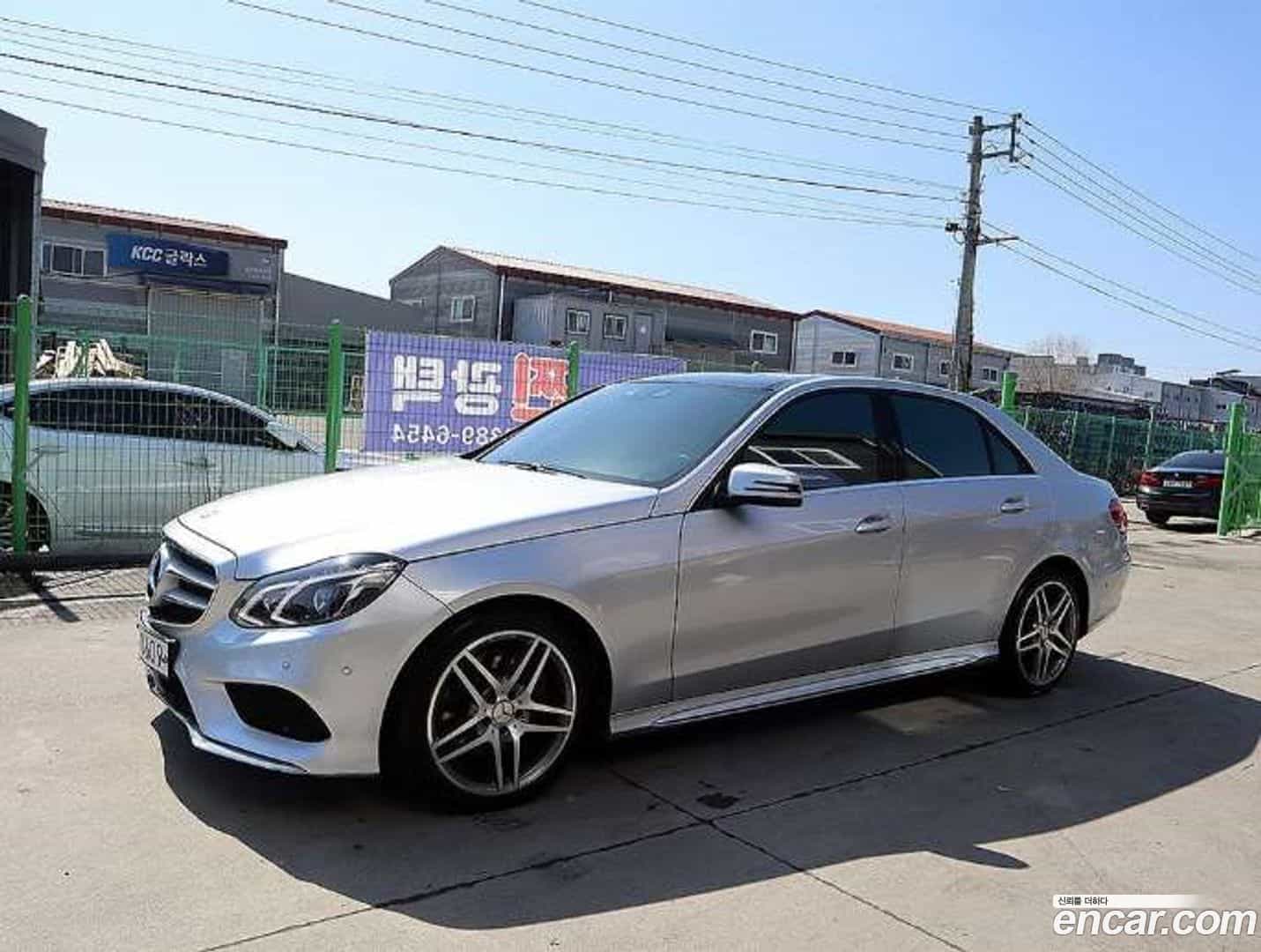 E-Class Mercedes-Benz 2015.10-OUTER-001
