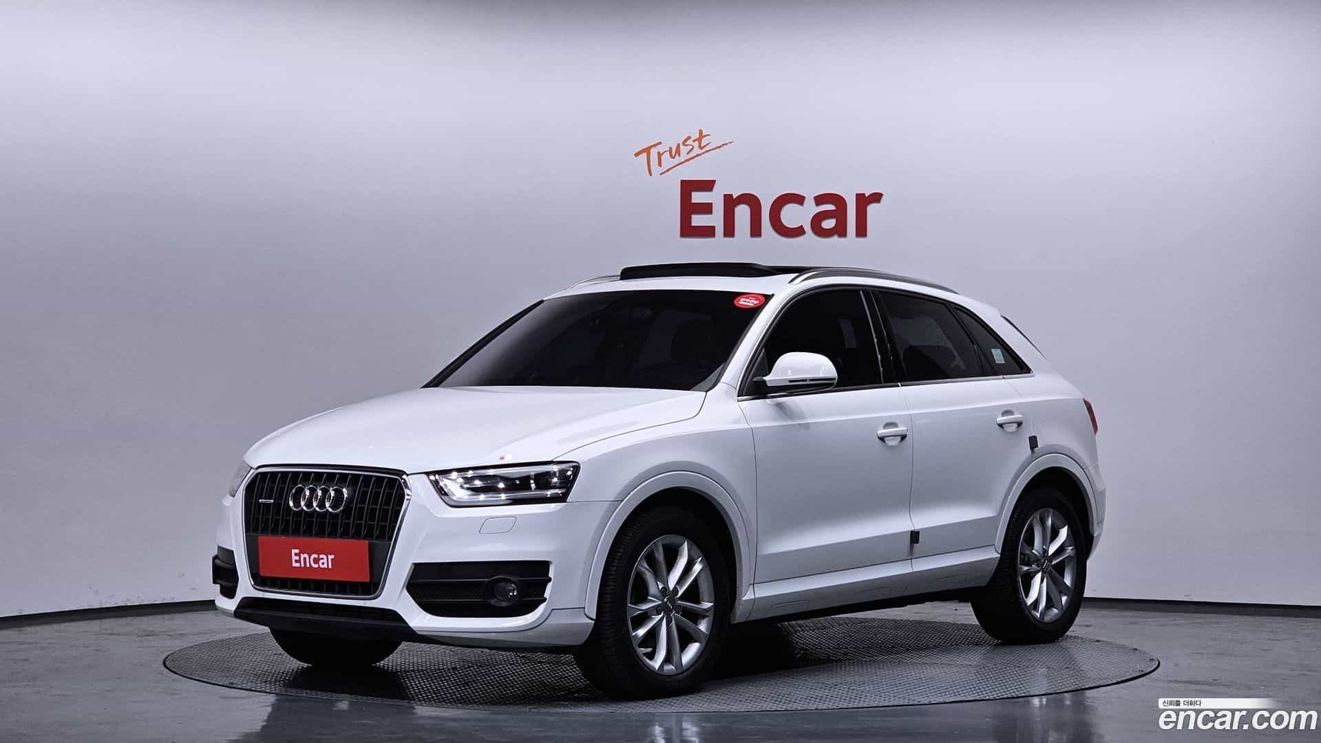 Q3 Audi 2014.7-OUTER-001
