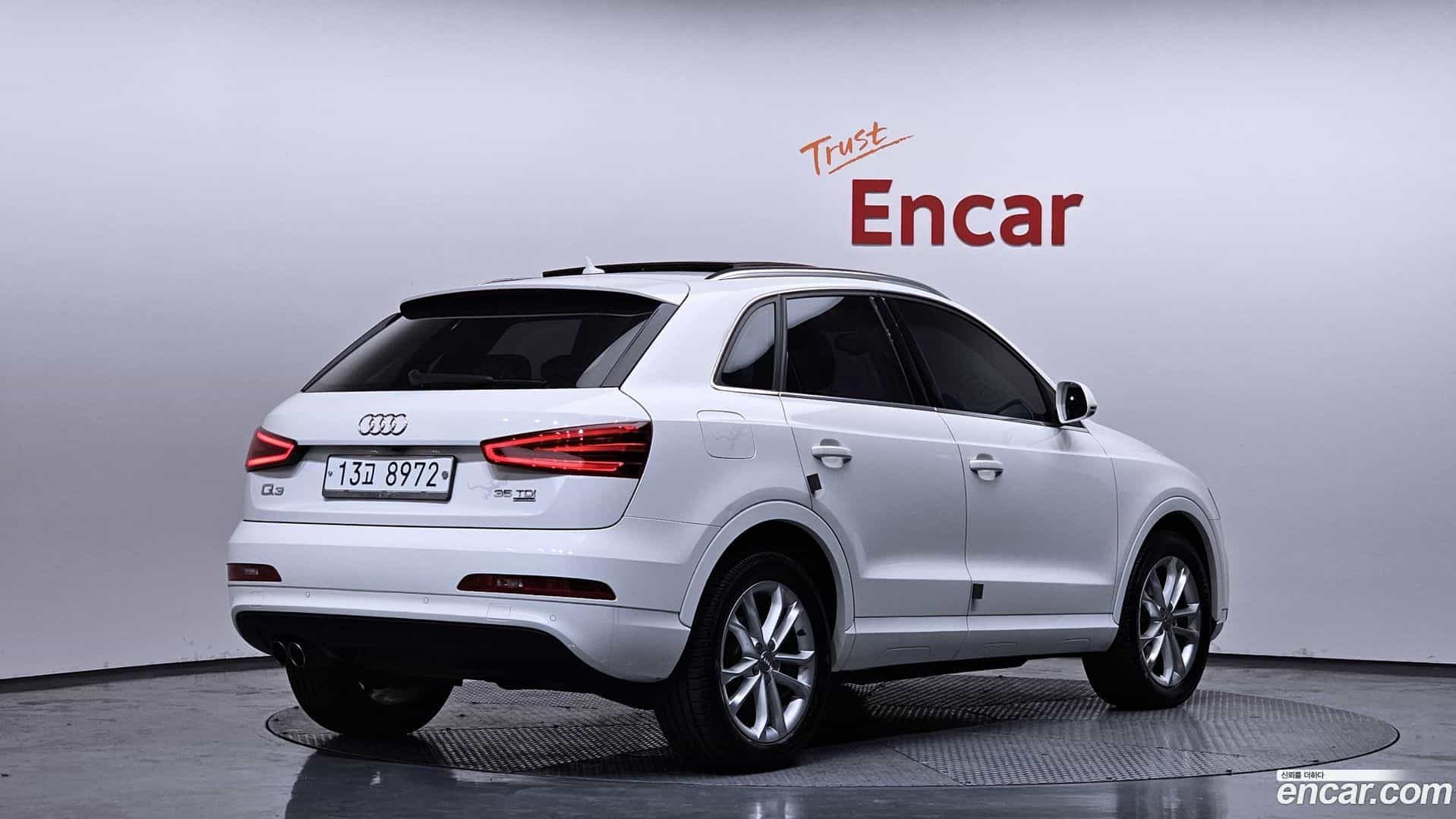 Q3 Audi 2014.7-OUTER-002