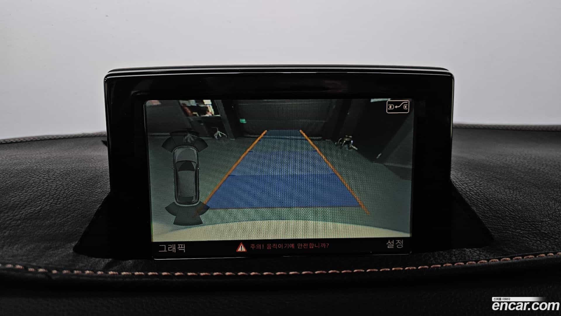 Q3 Audi 2014.7-OPTION-021