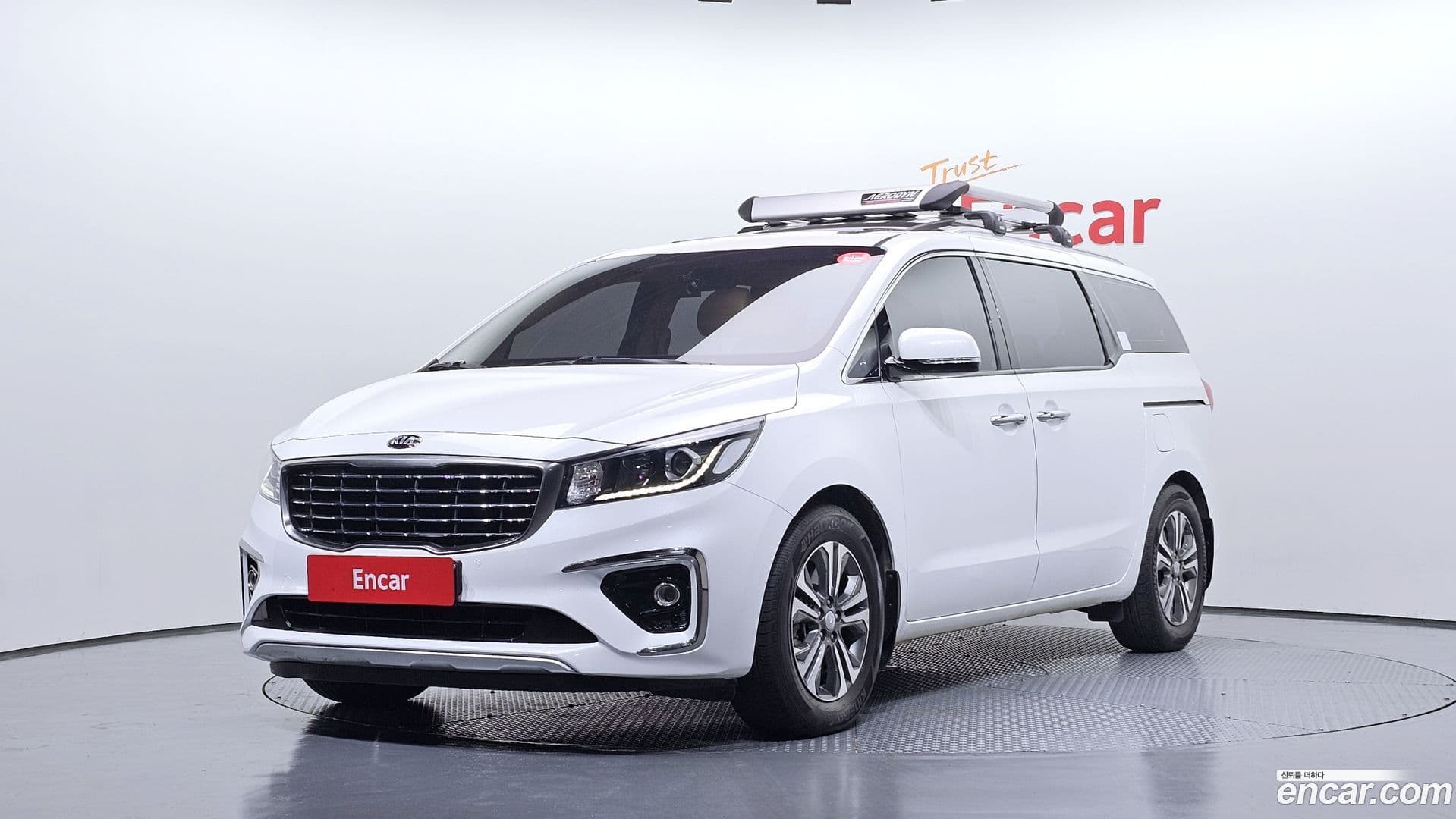 Main__Slider__Photo:Canival Kia 2018.9-0