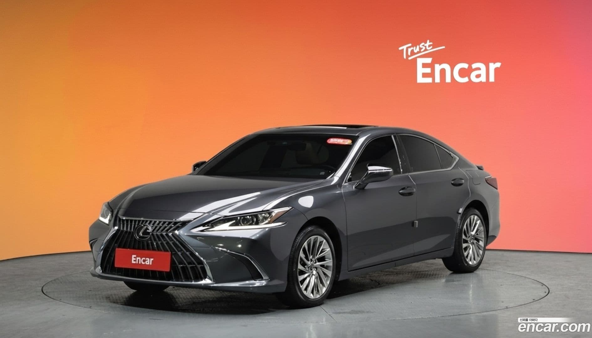 Main__Slider__Photo:ES Lexus 2023.3-0