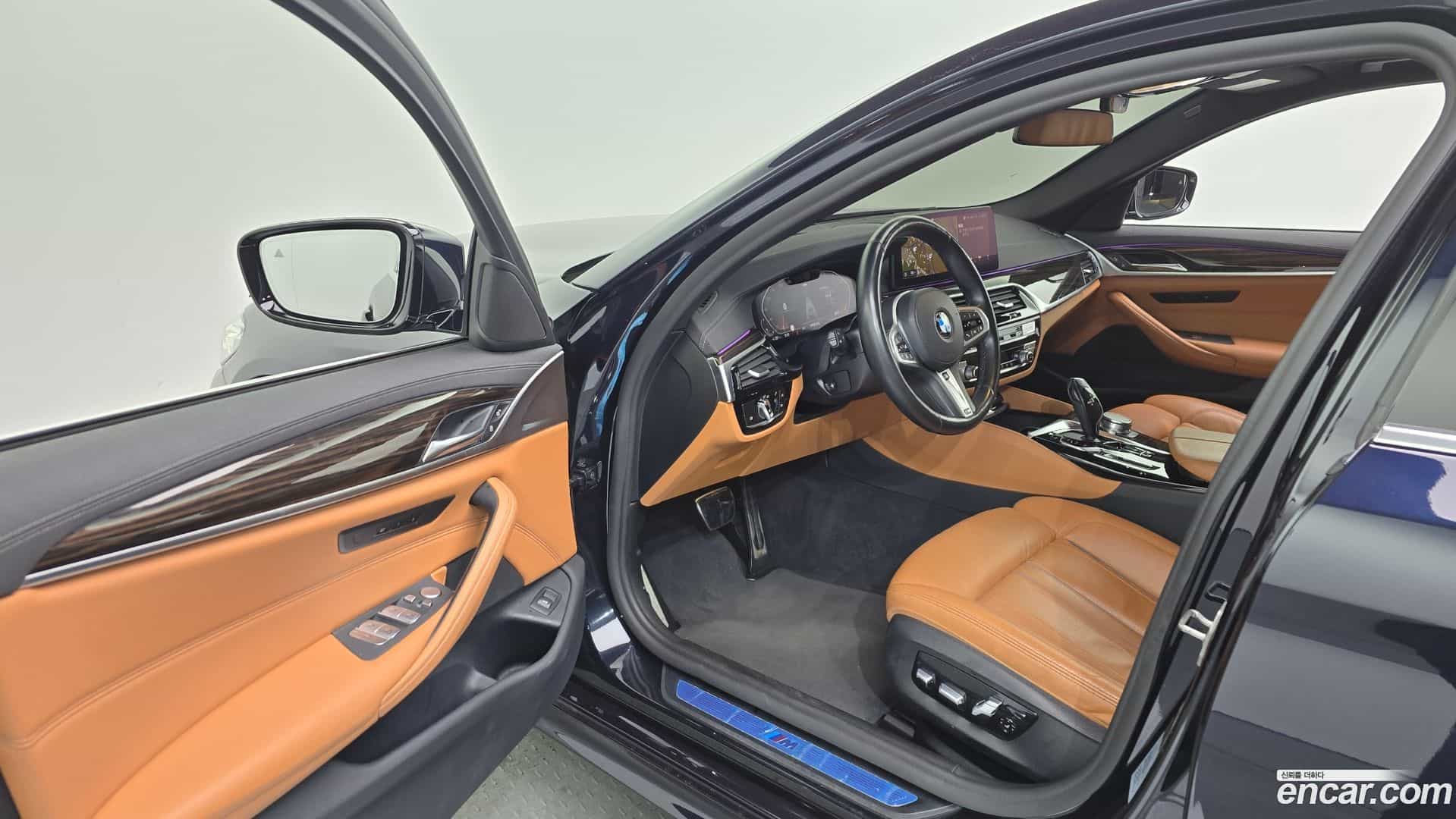 5-Series BMW 2021.5-INNER-010