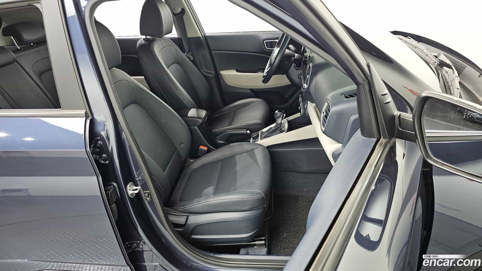 Venue Hyundai 2021.9-OPTION-016