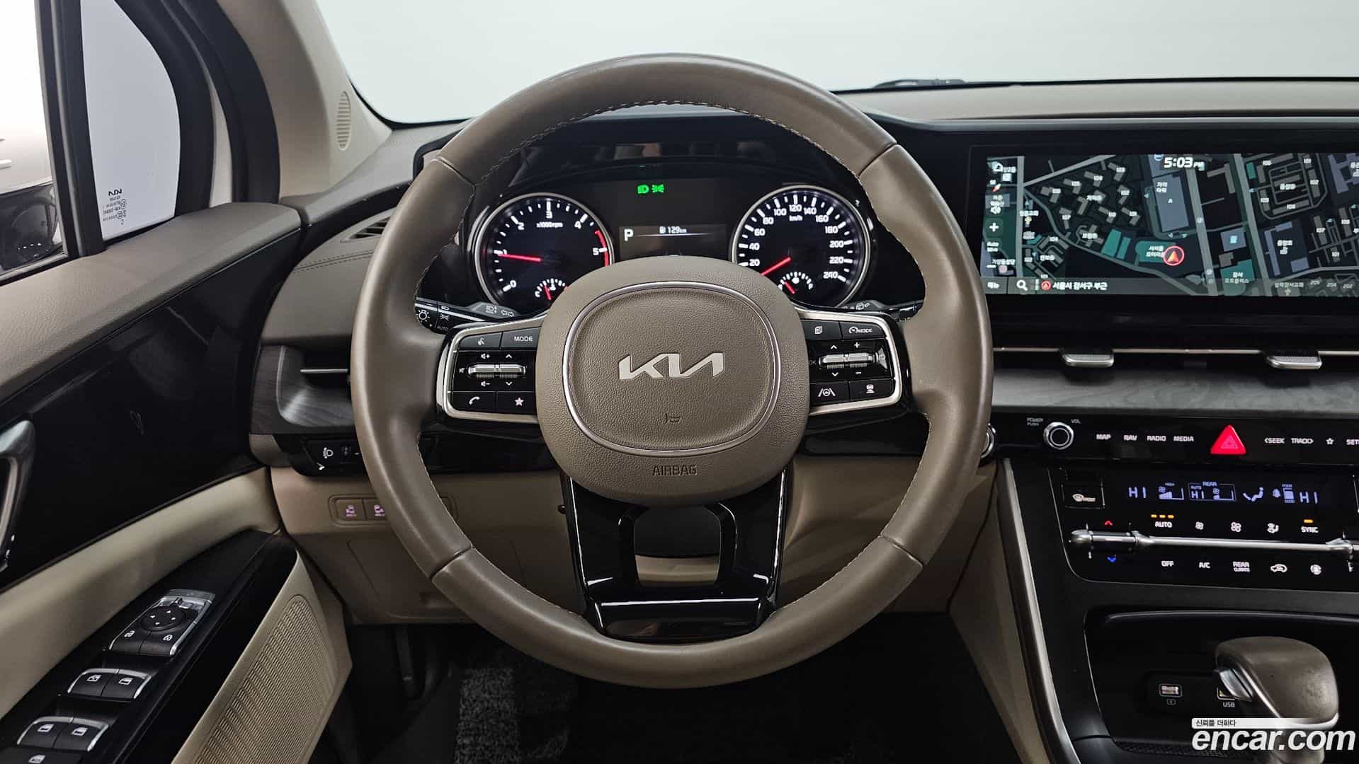 Canival Kia 2022.8-OPTION-017