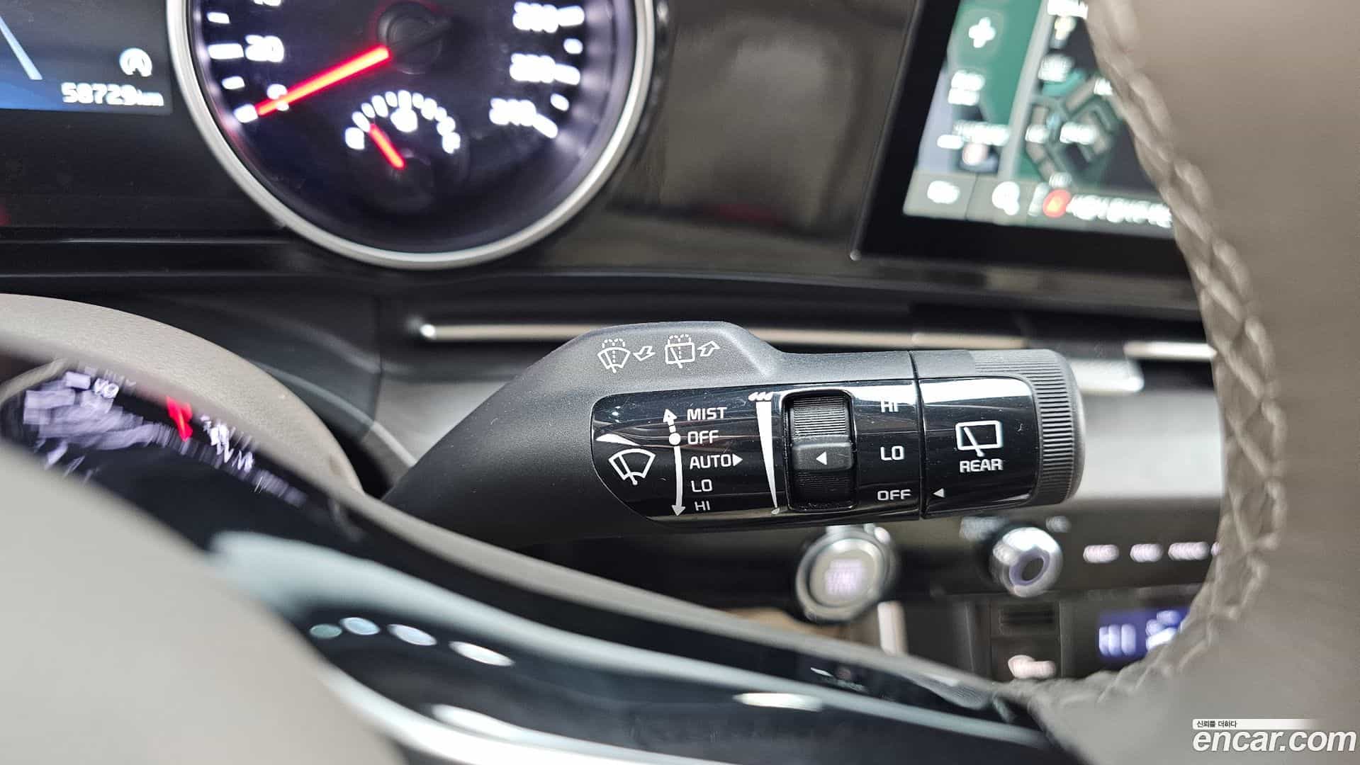 Canival Kia 2022.8-OPTION-023