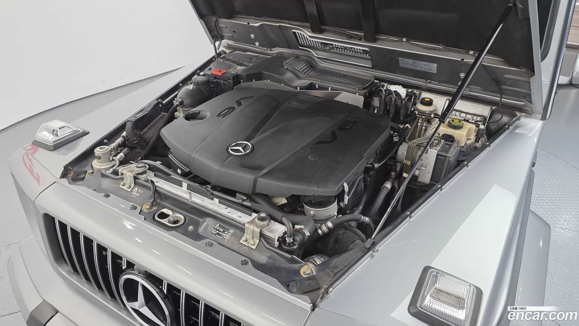 G-Class Mercedes-Benz 2014.4-INNER-006