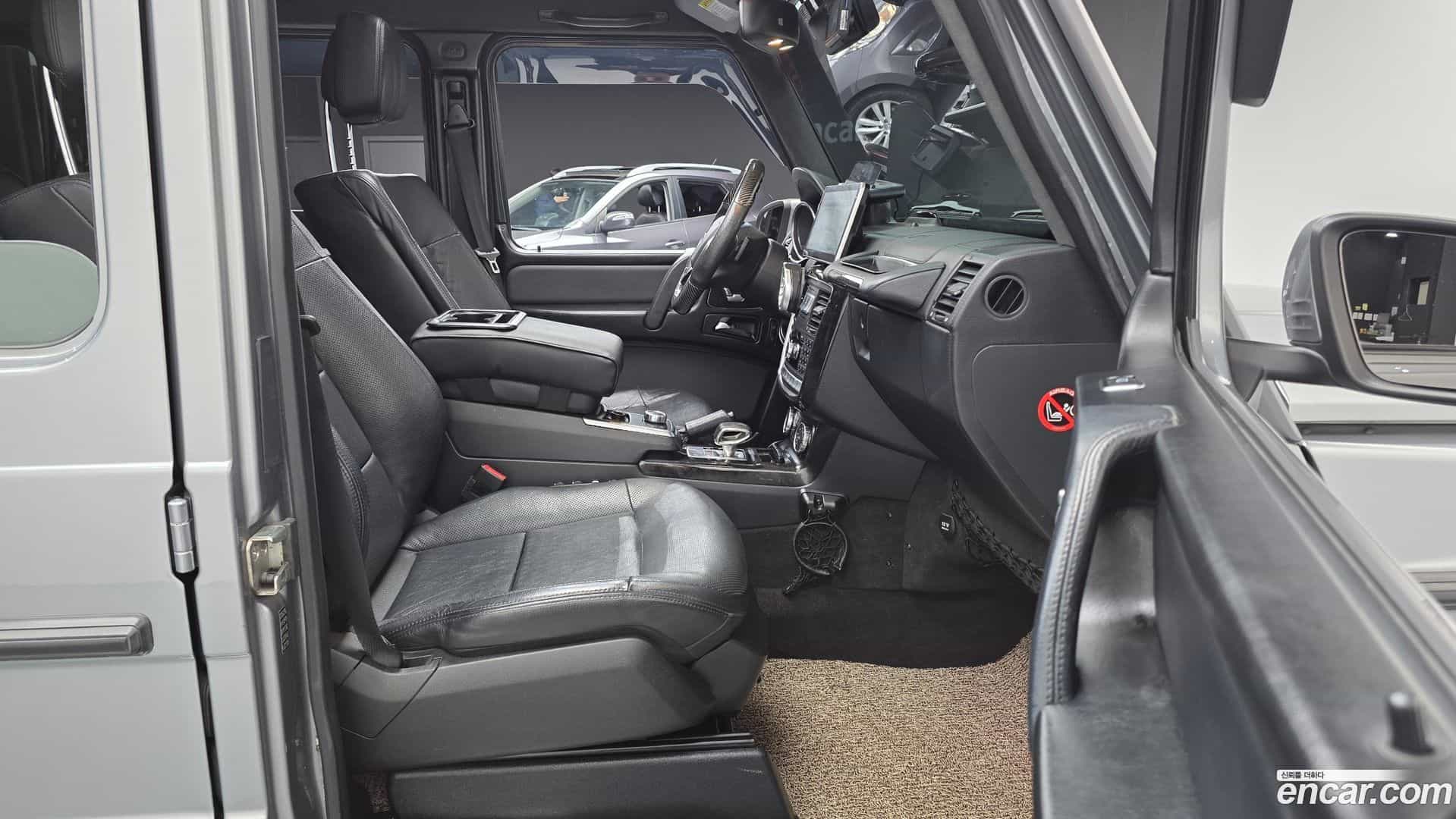 G-Class Mercedes-Benz 2014.4-INNER-010