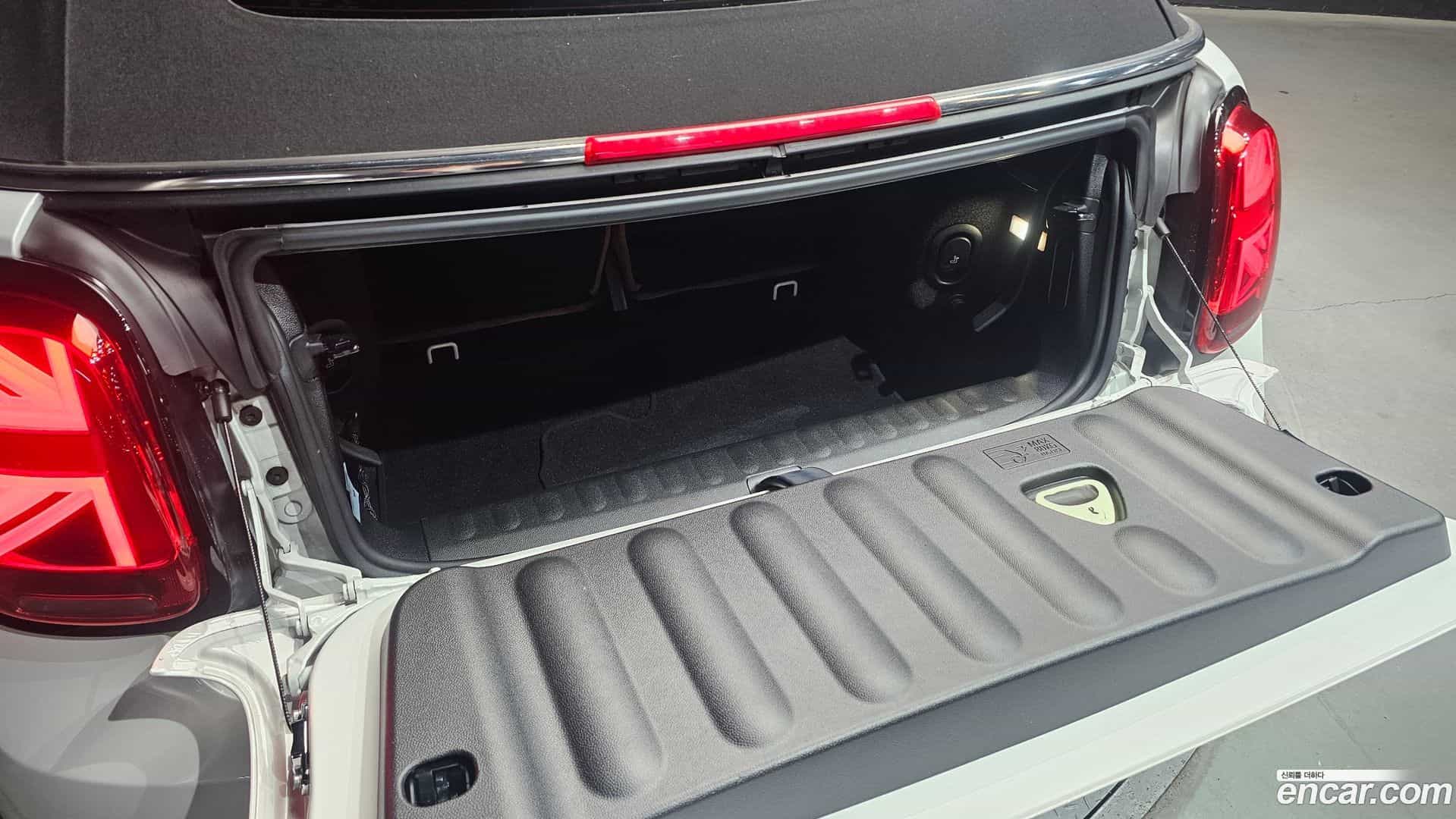Cooper Convertible Mini 2024.3-OPTION-024