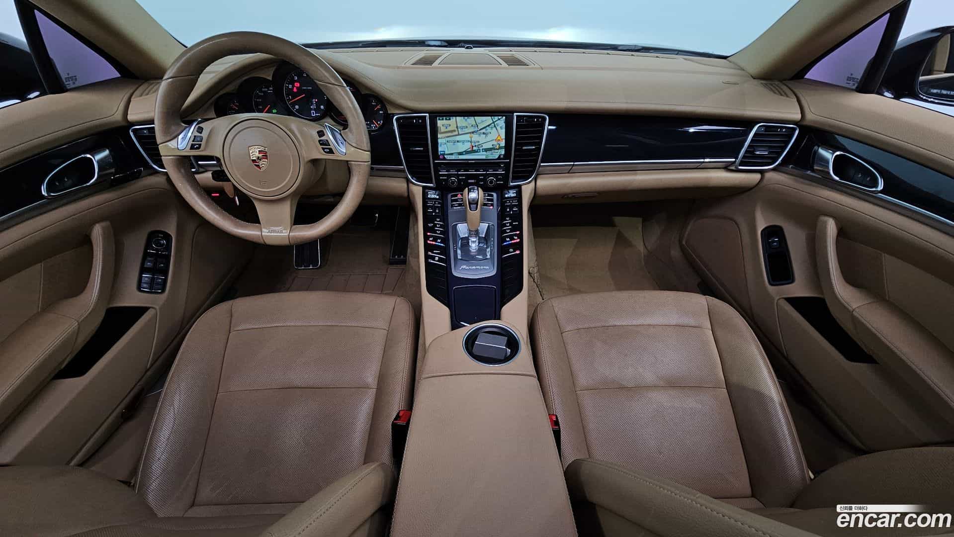 Panamera Porsche 2014.0-INNER-008