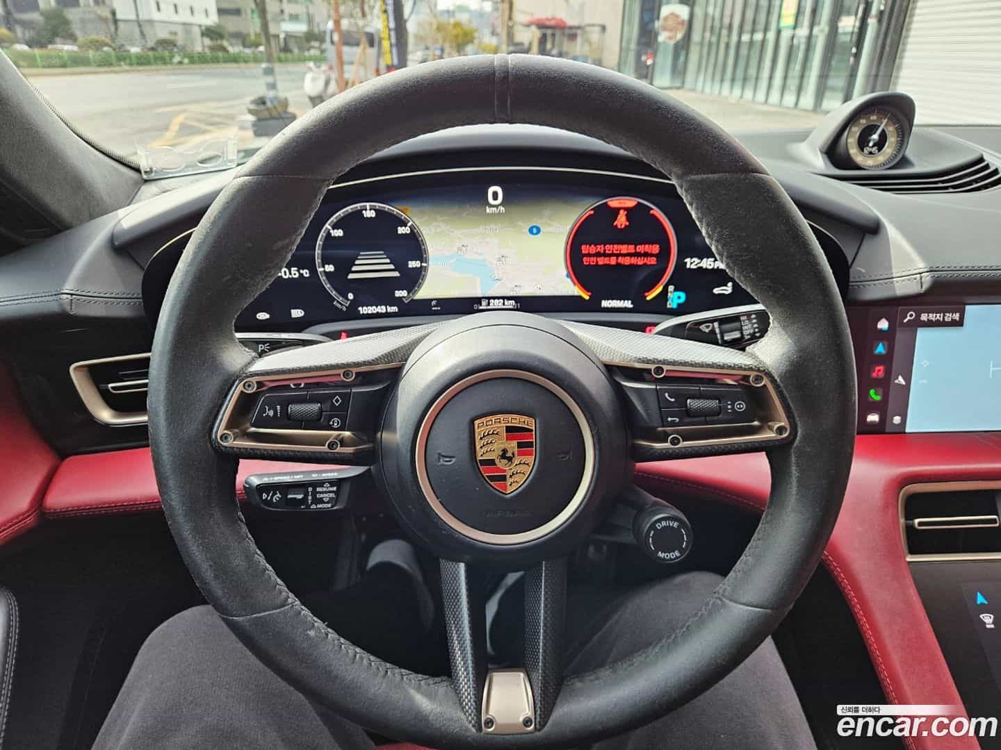 Taycan Porsche 2021.5-INNER-006
