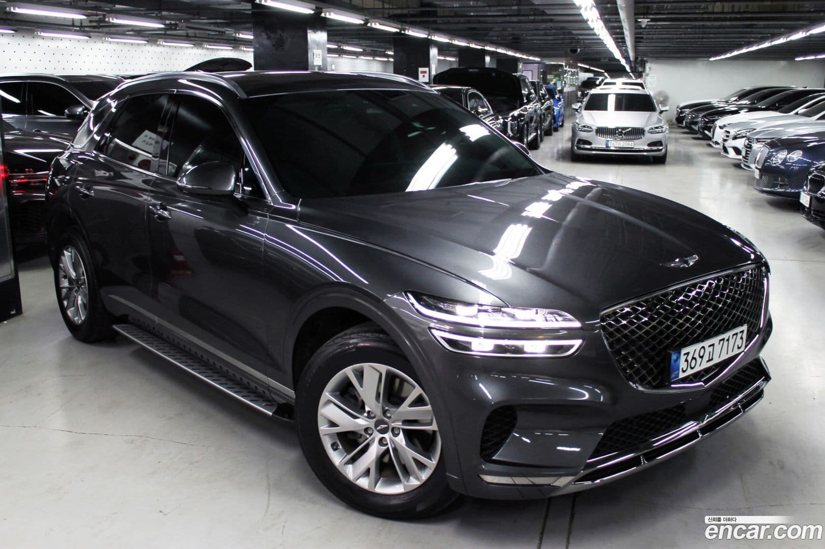 Main__Slider__Photo:GV70 Genesis 2021.10-0